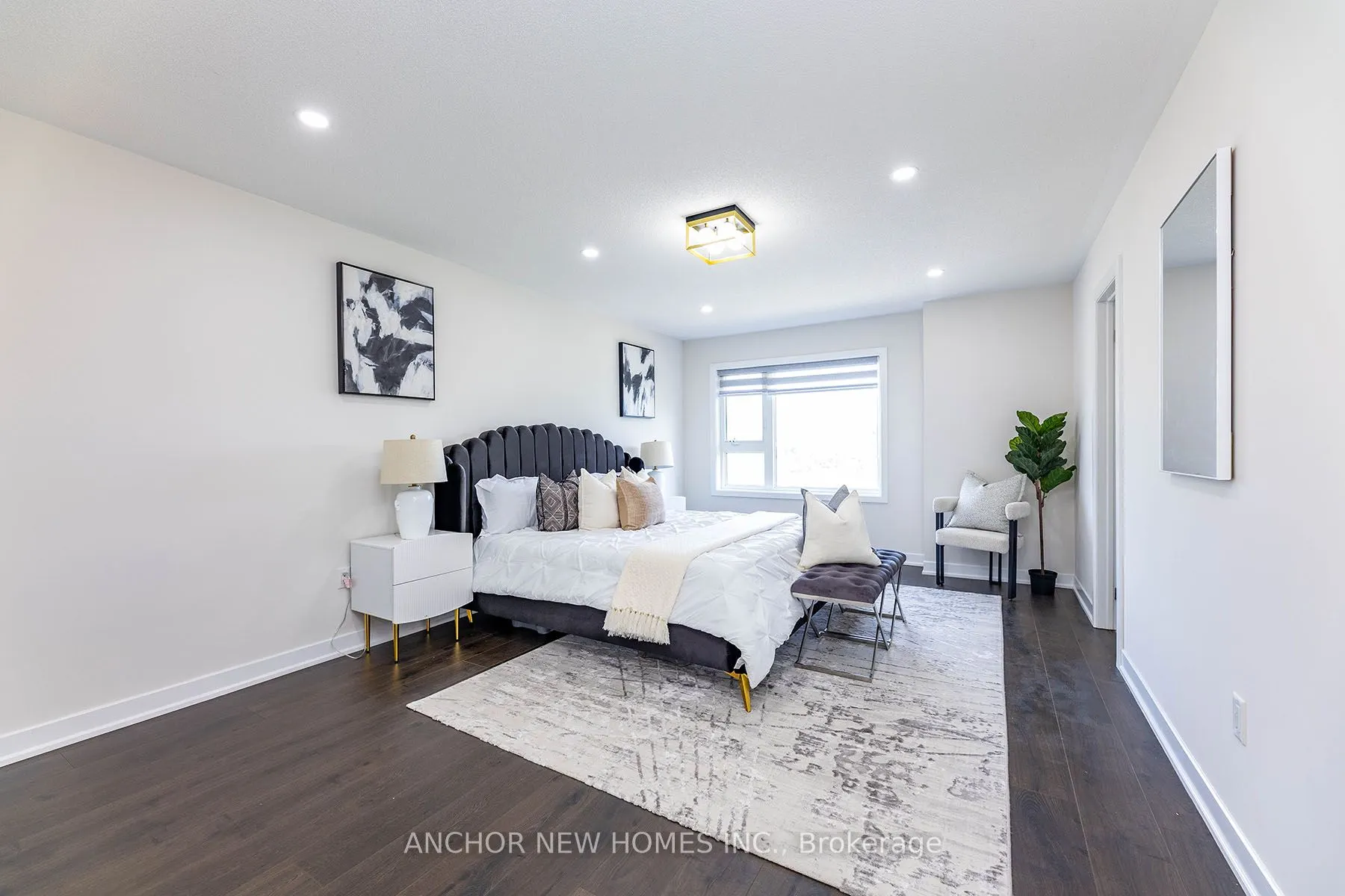 82 Donald Fleming Way, #131