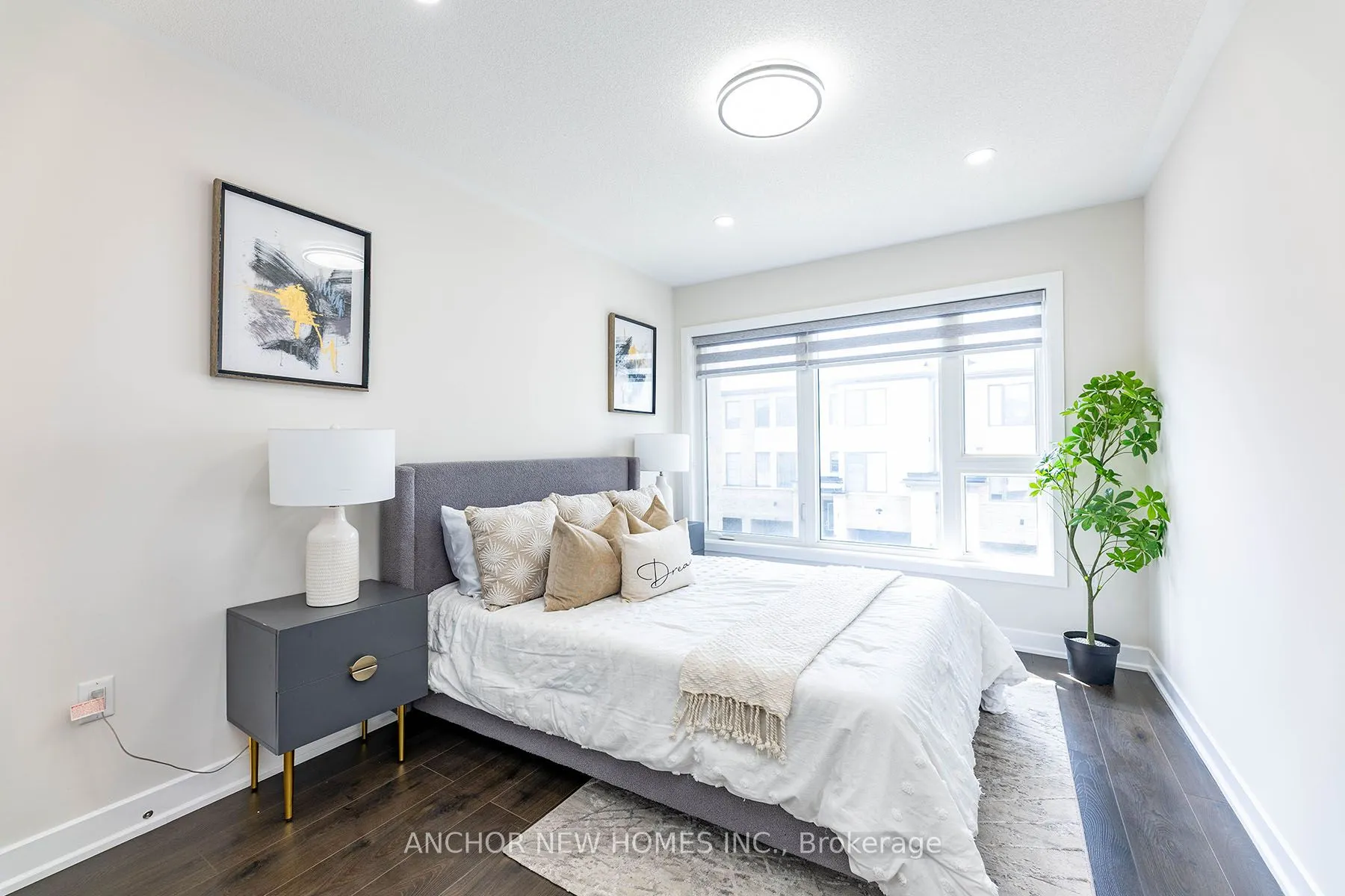 82 Donald Fleming Way, #131