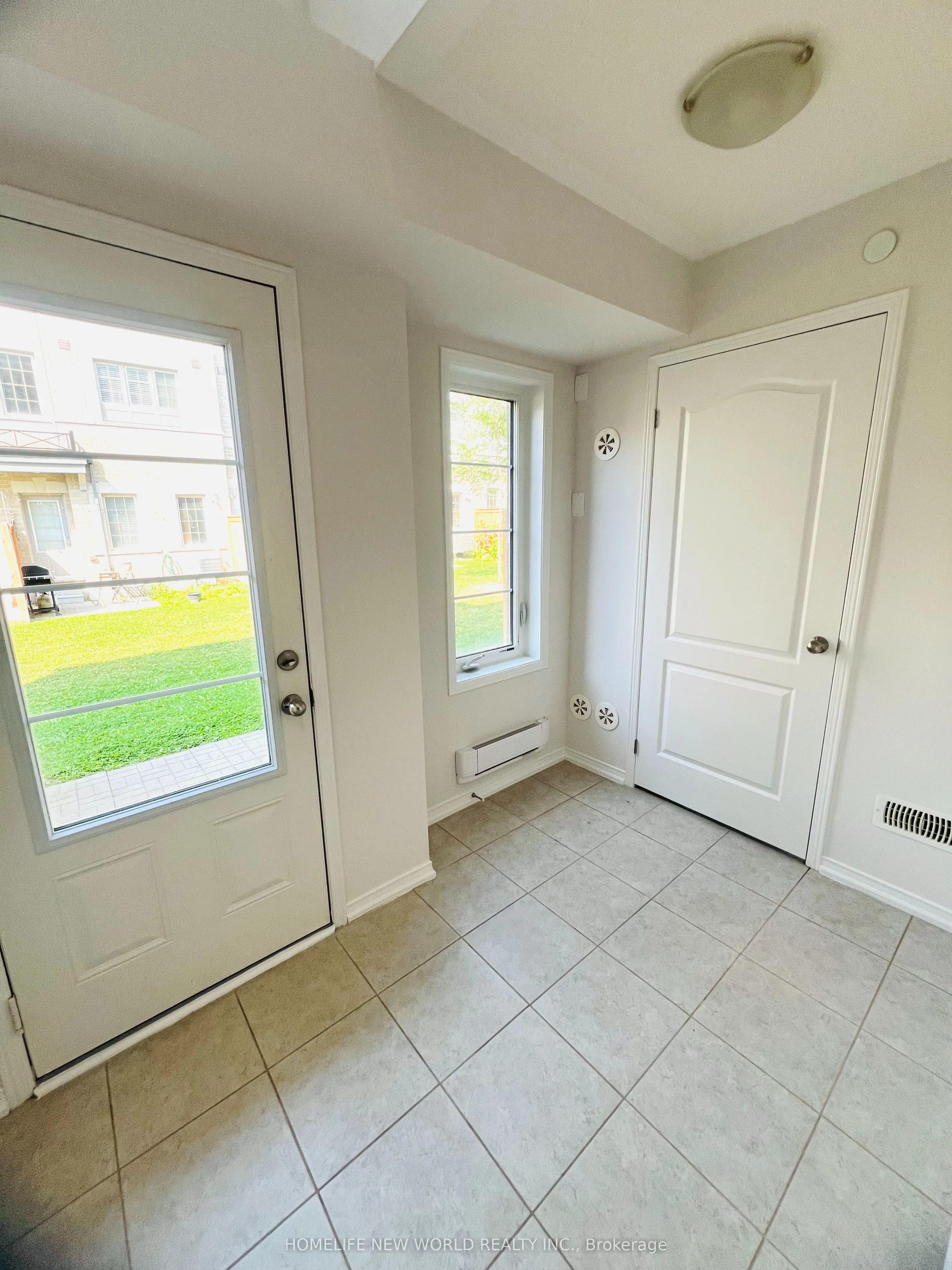 2616 Deputy Minister Path, #99