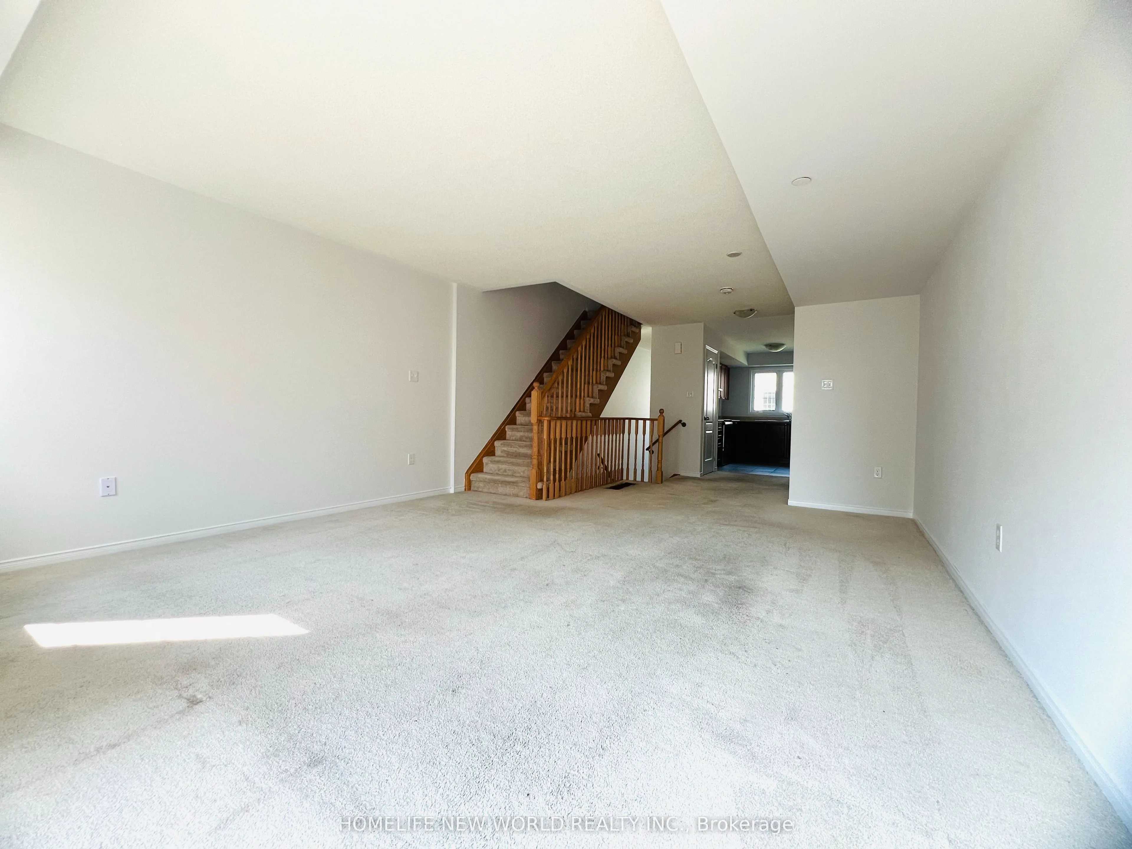 2616 Deputy Minister Path, #99