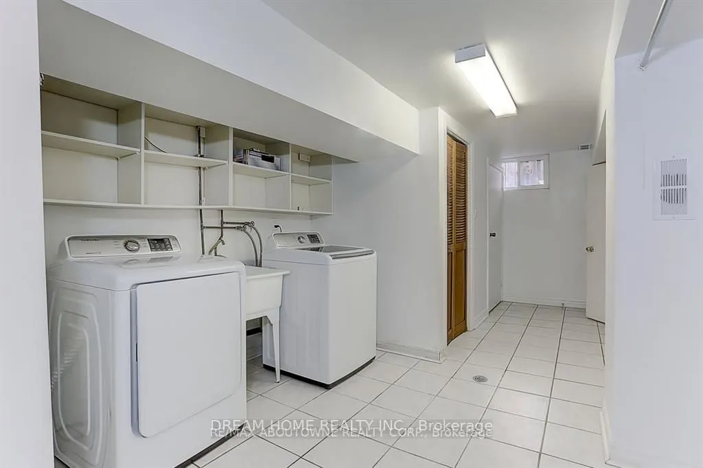 31 Lambeth Square, ##BSMT