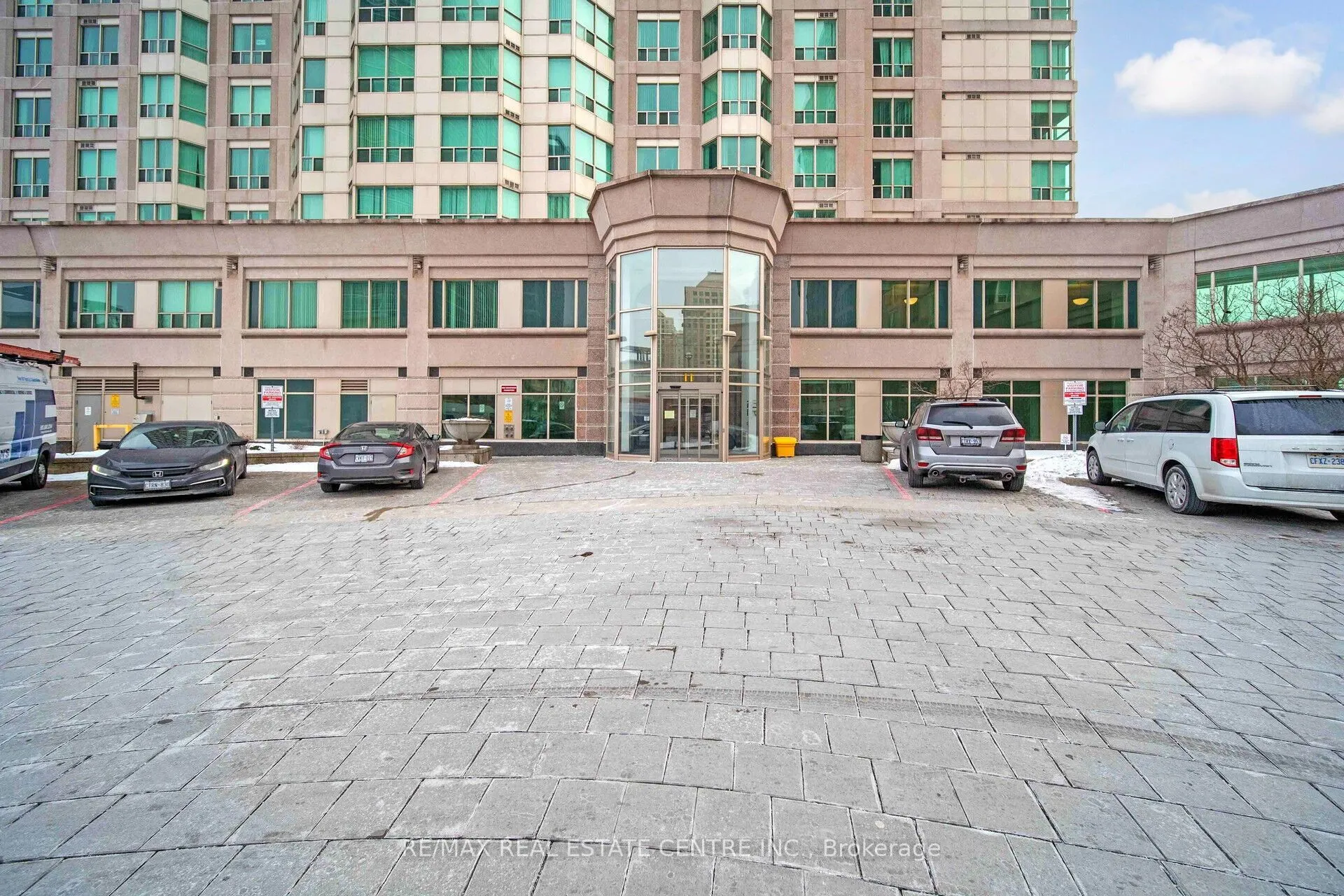 11 Lee Centre Drive, #603