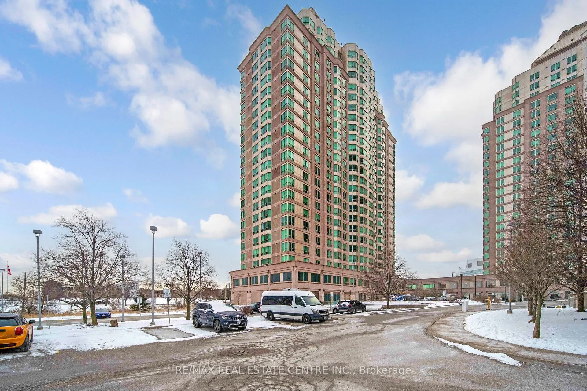 11 Lee Centre Drive, #603