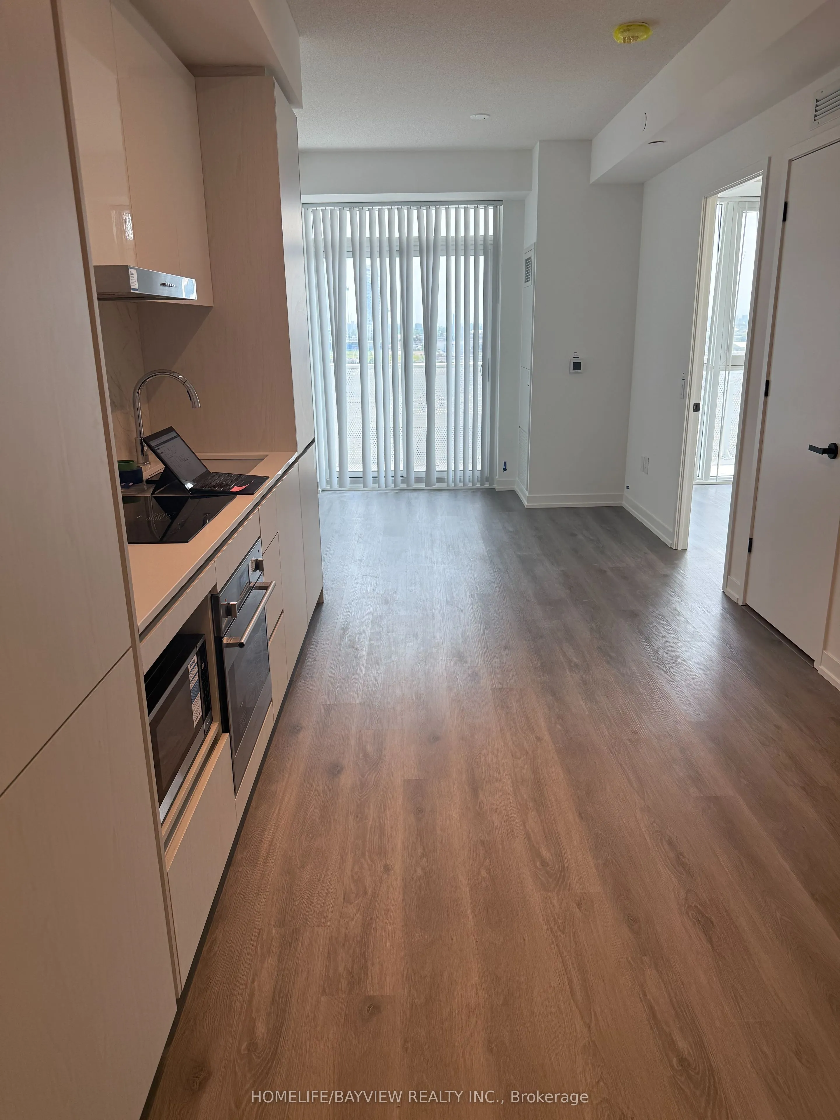 2545 Simcoe Street, #2421