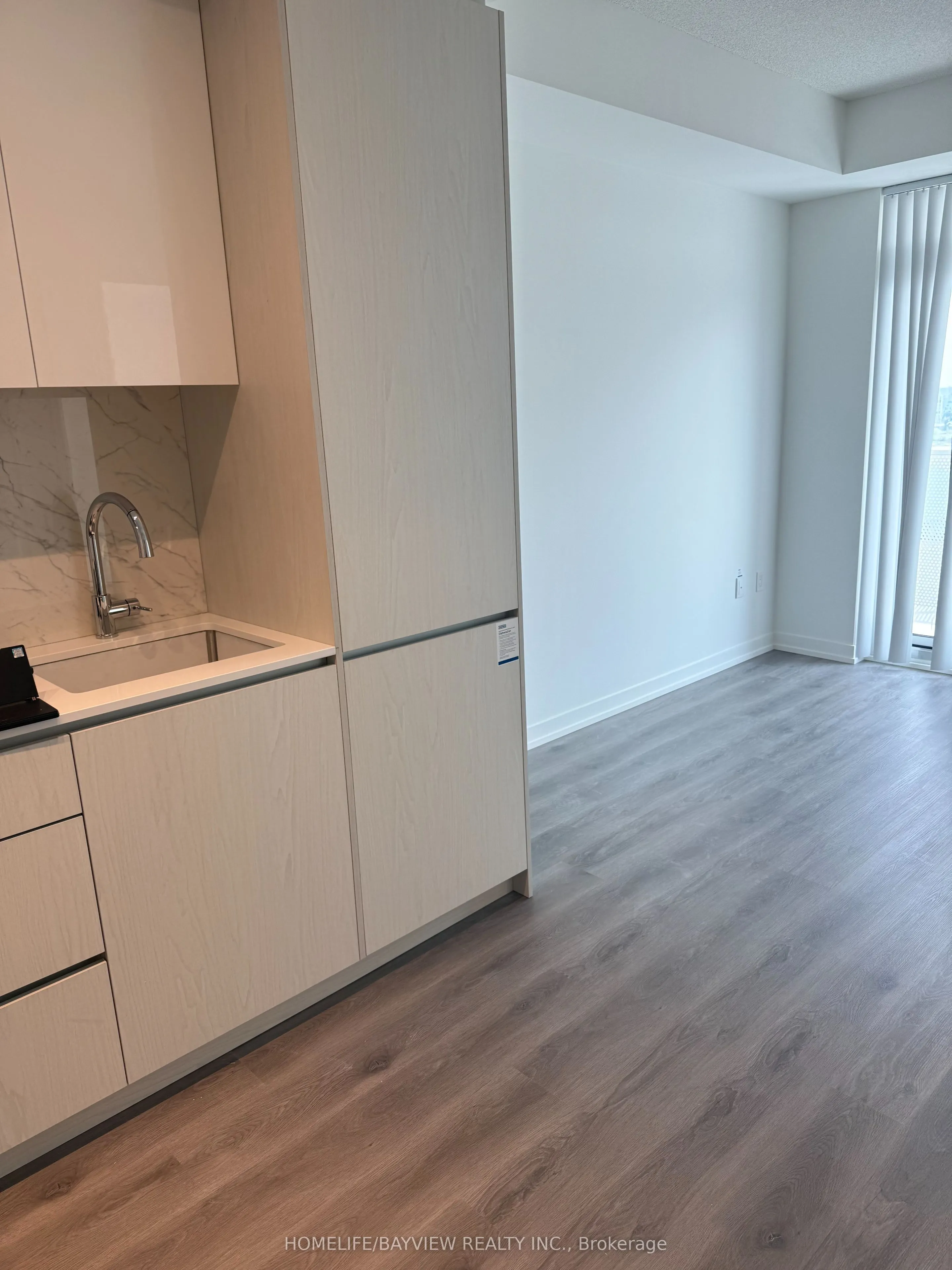 2545 Simcoe Street, #2421