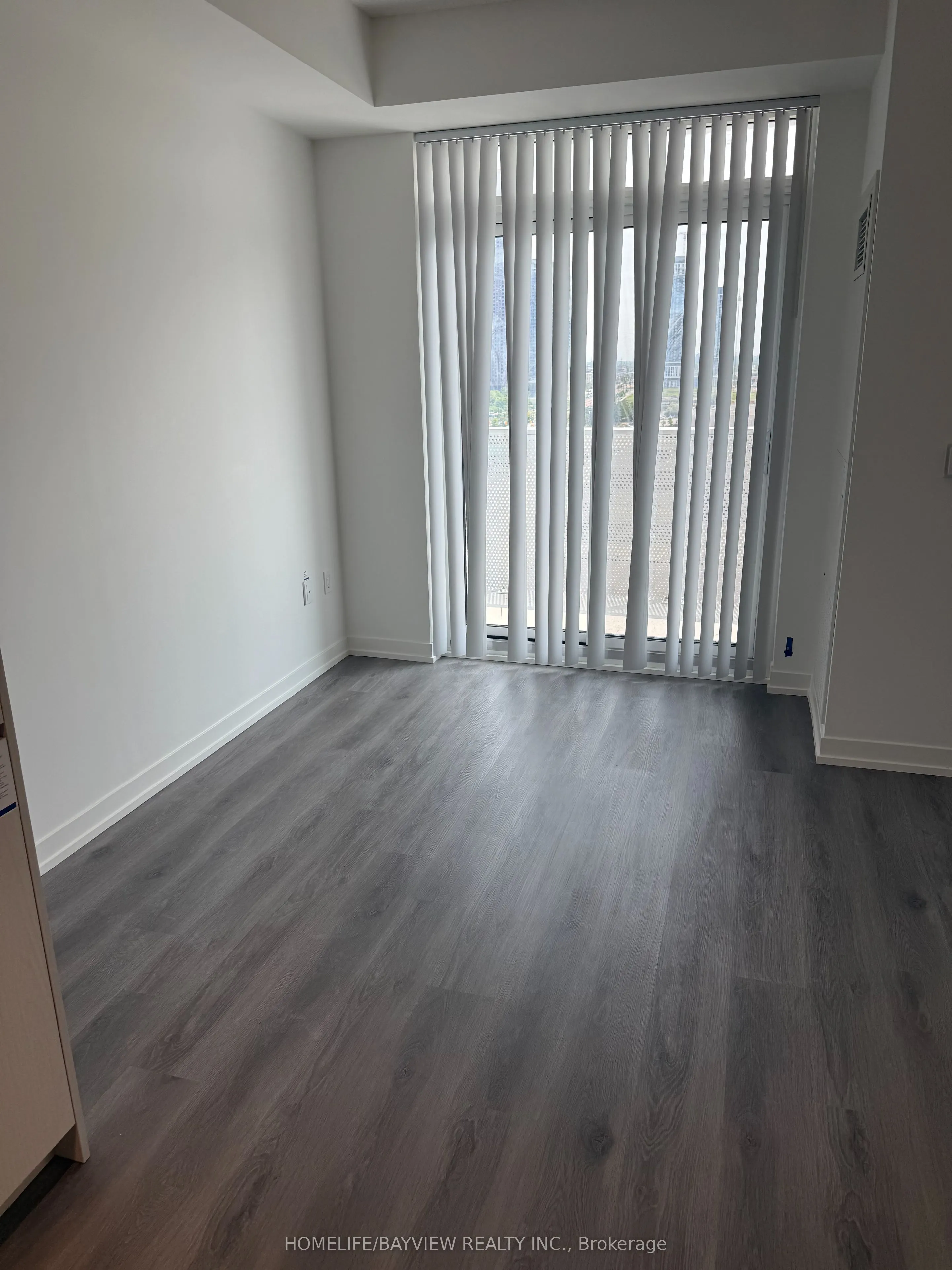 2545 Simcoe Street, #2421