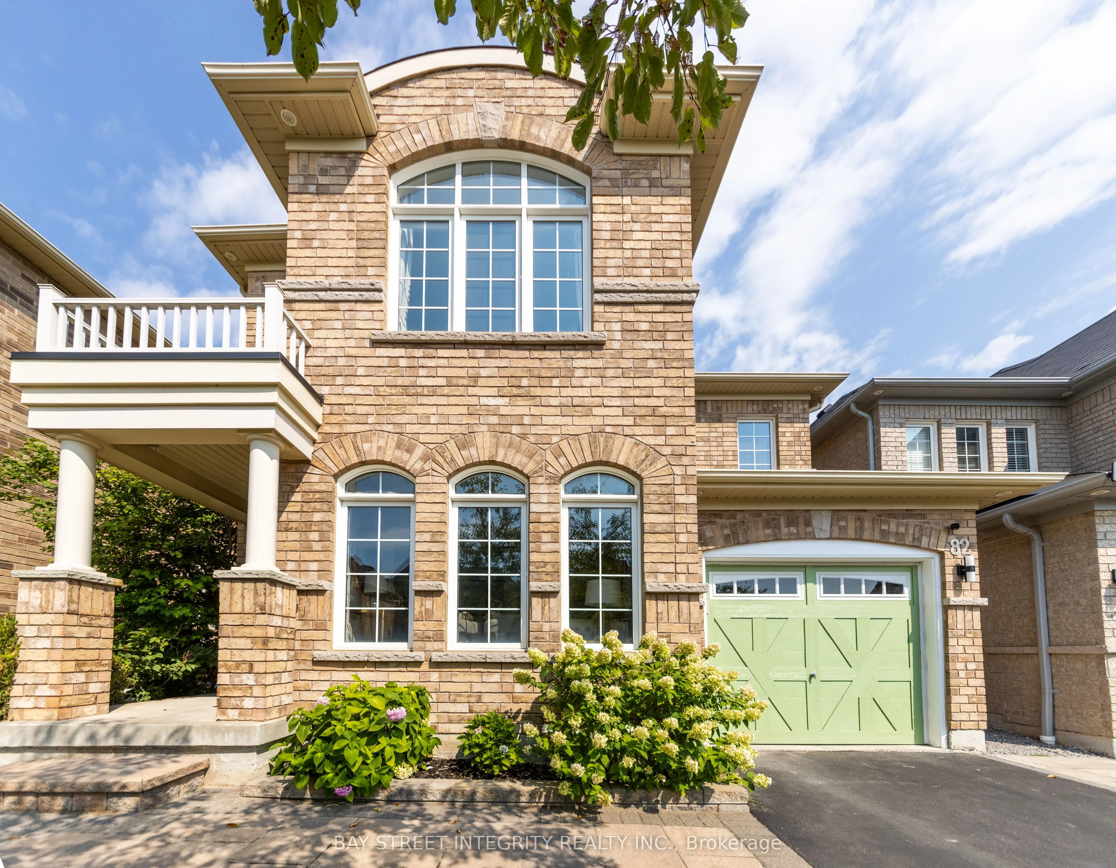 82 Oswell Drive