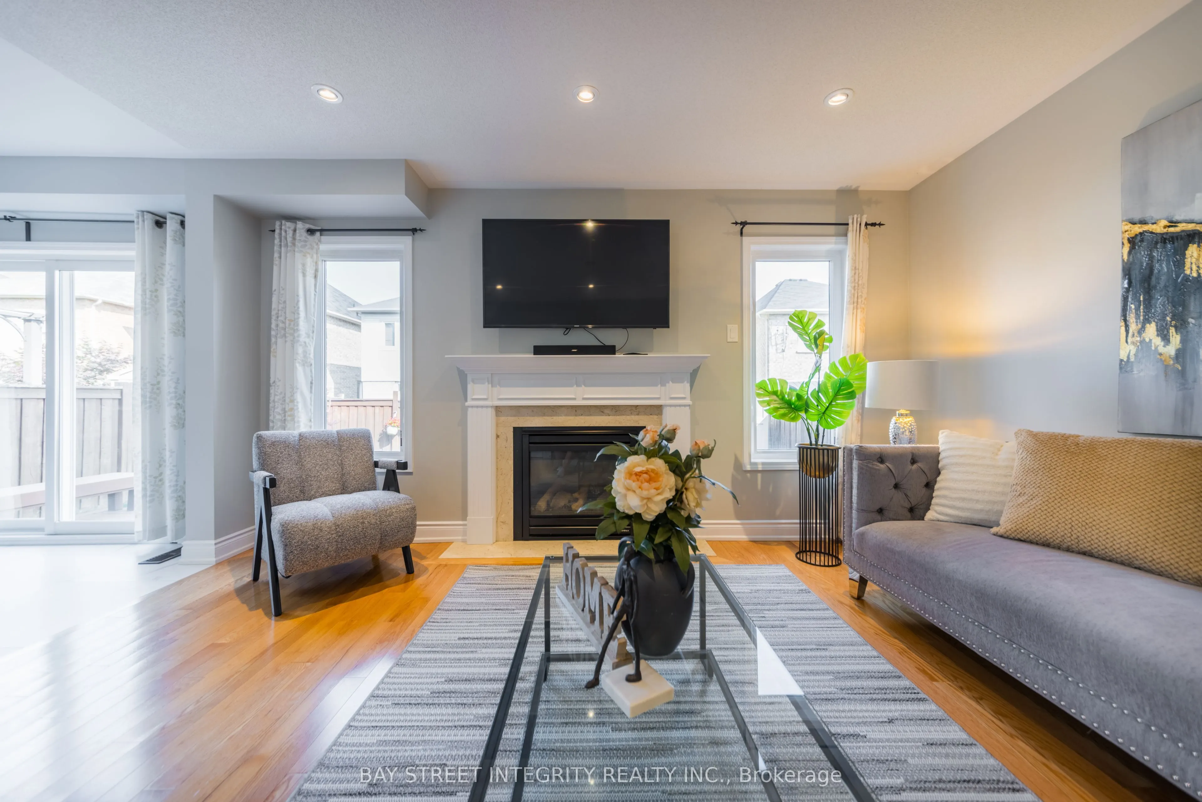 82 Oswell Drive