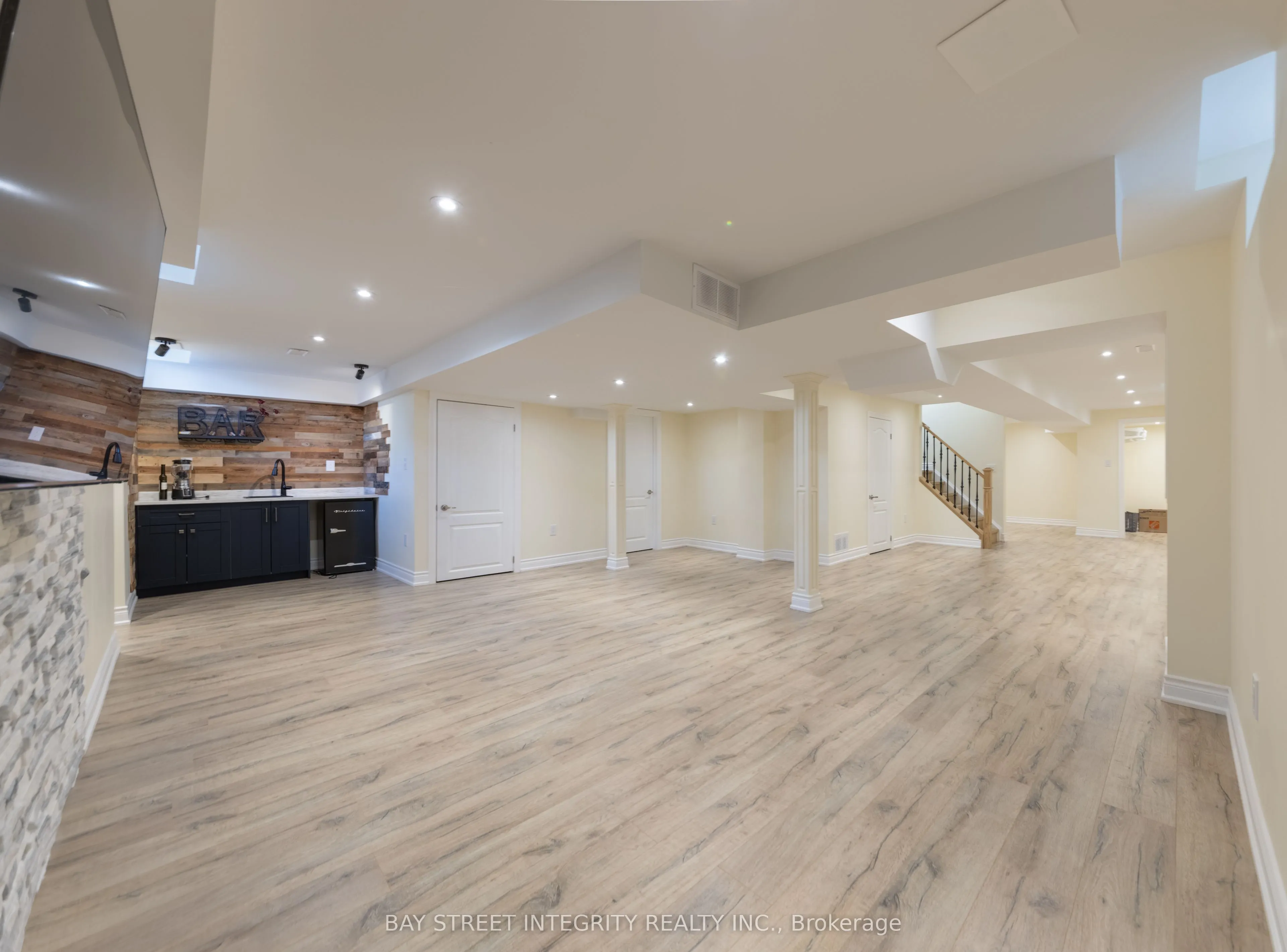 82 Oswell Drive