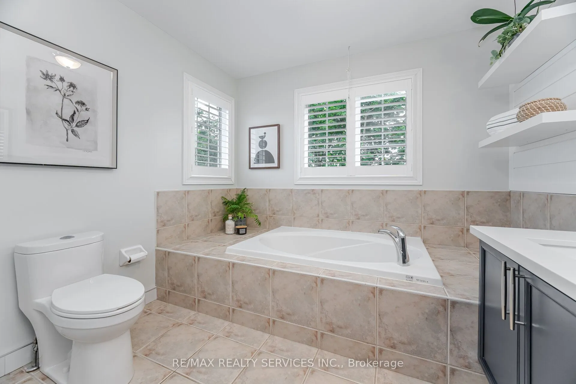 15 Bianca Drive