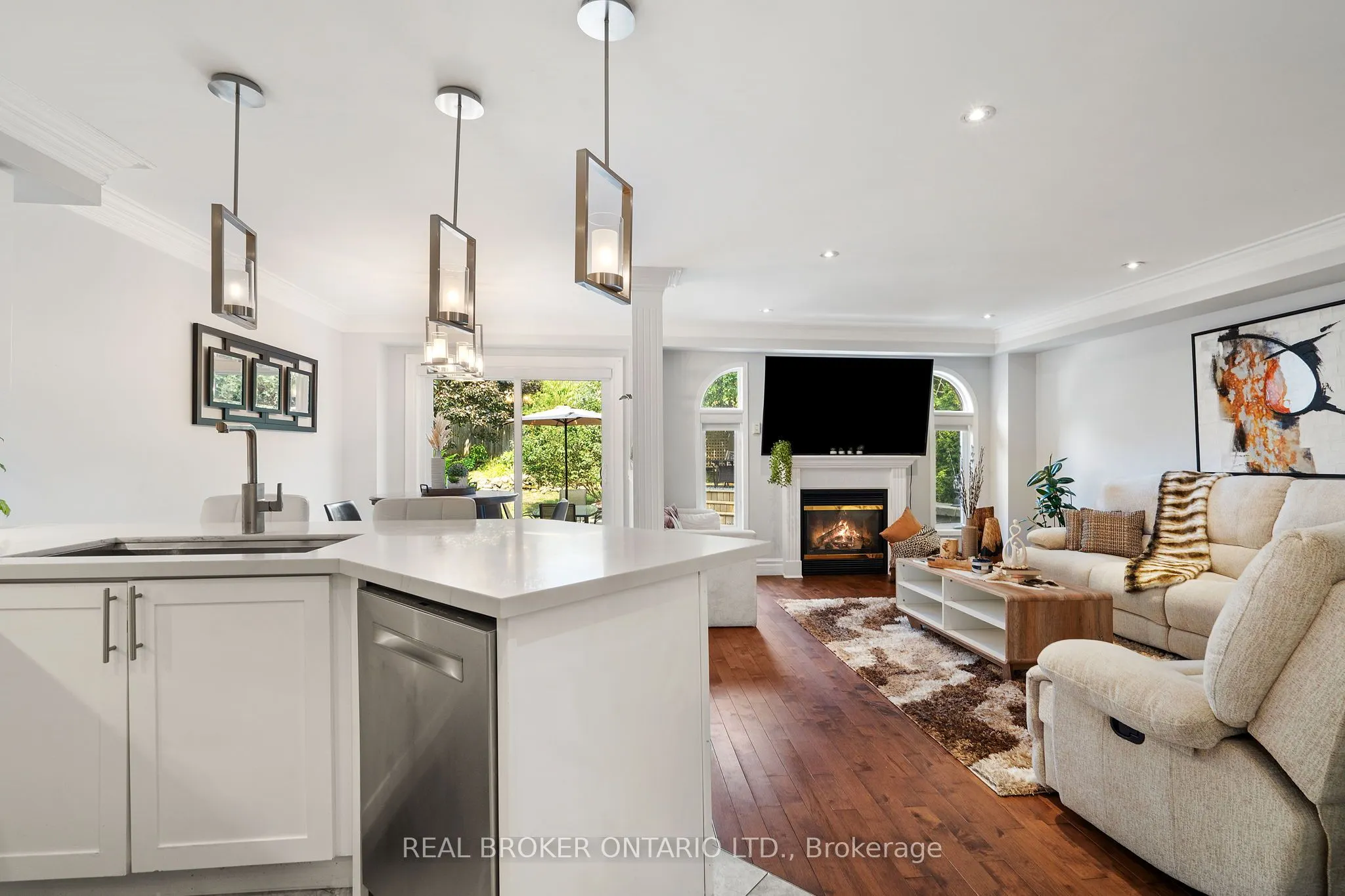 21 Shenandoah Drive