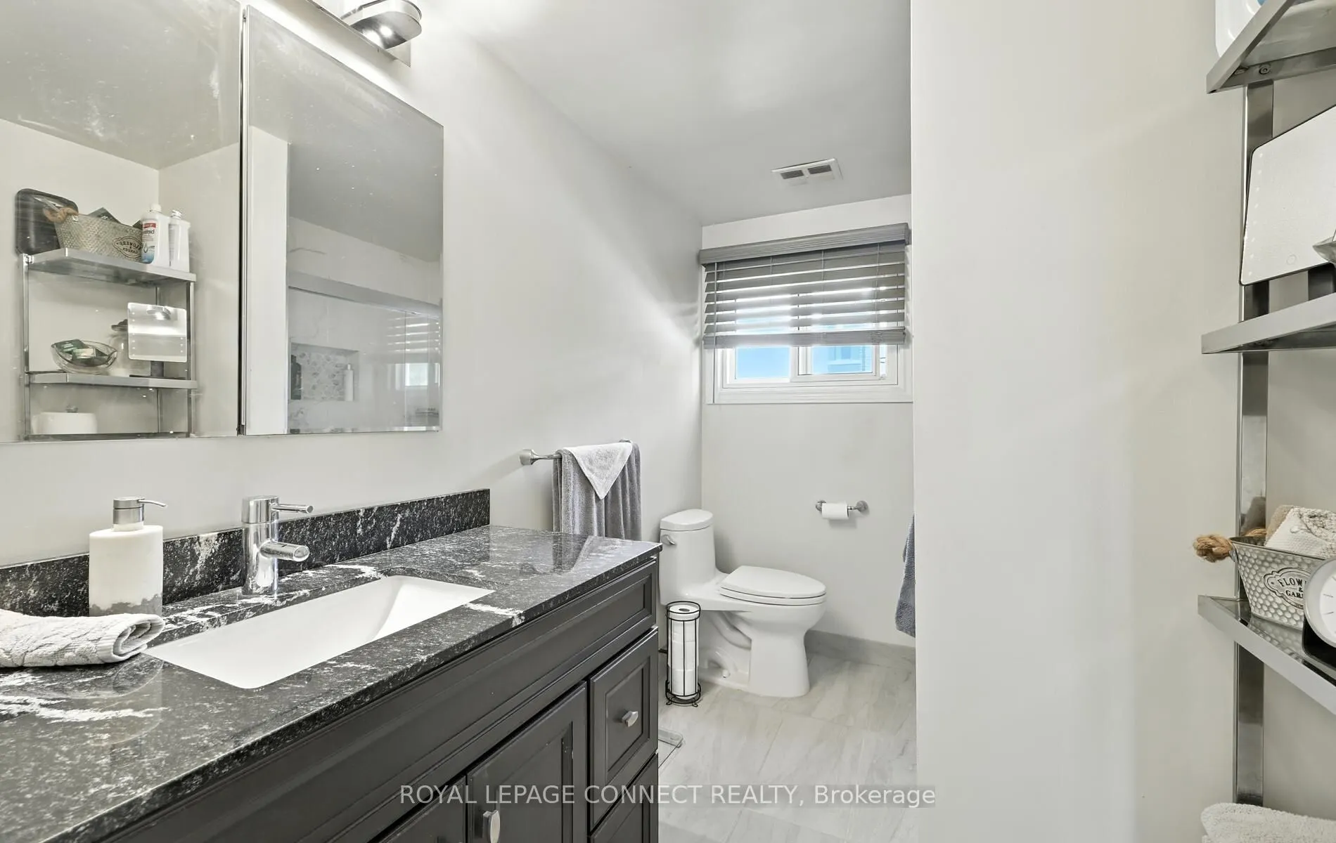 612 Maple Street W