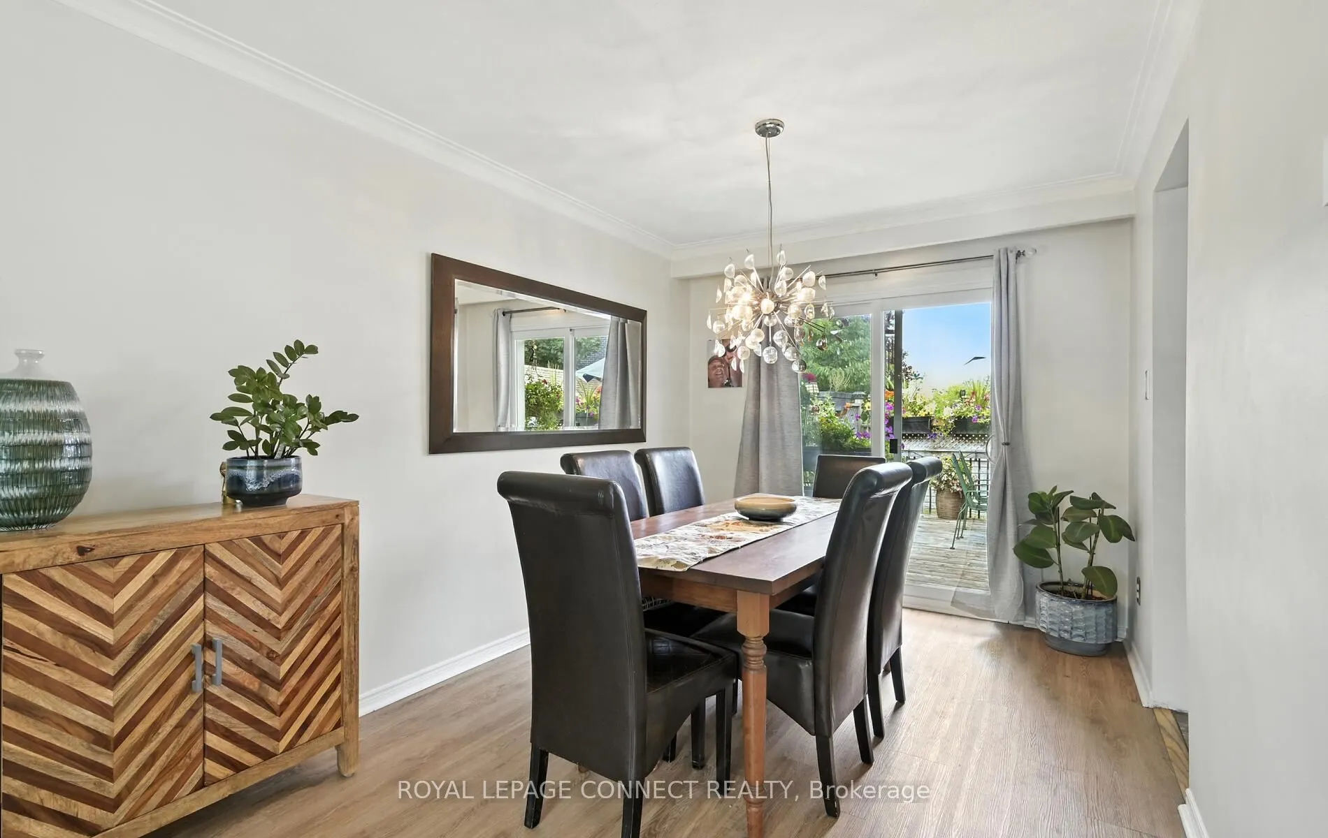 612 Maple Street W