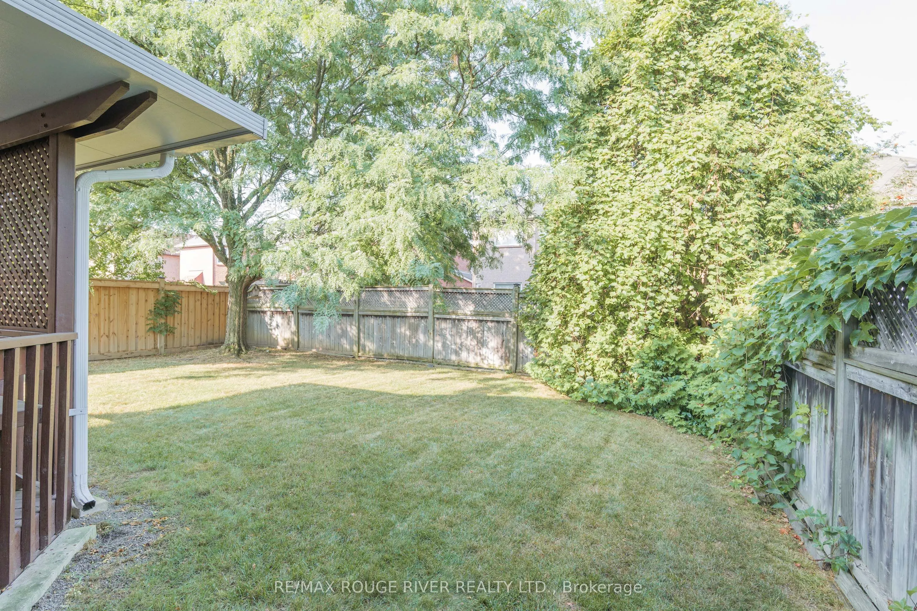 1936 Rosebank Road