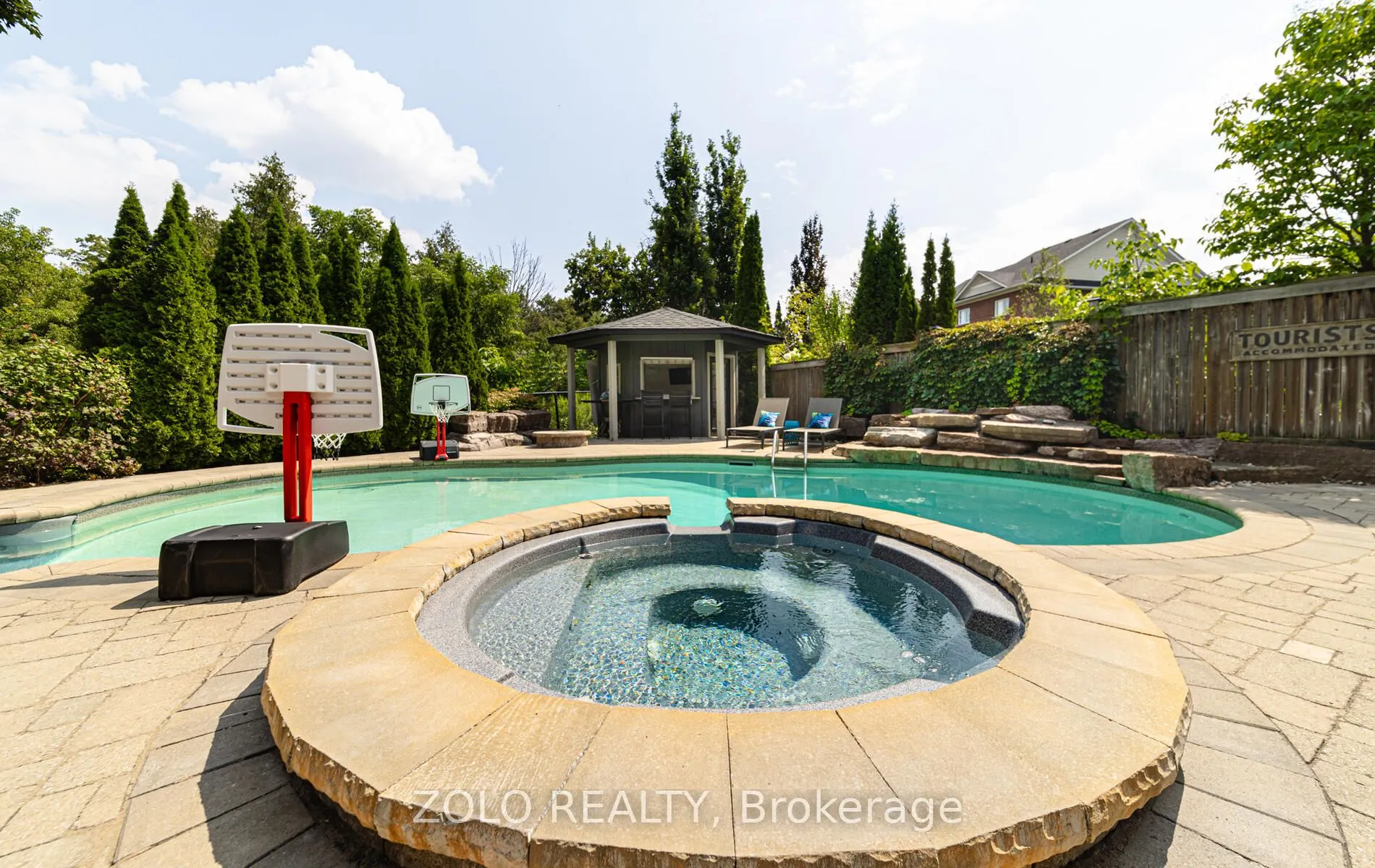 3 Covington Drive