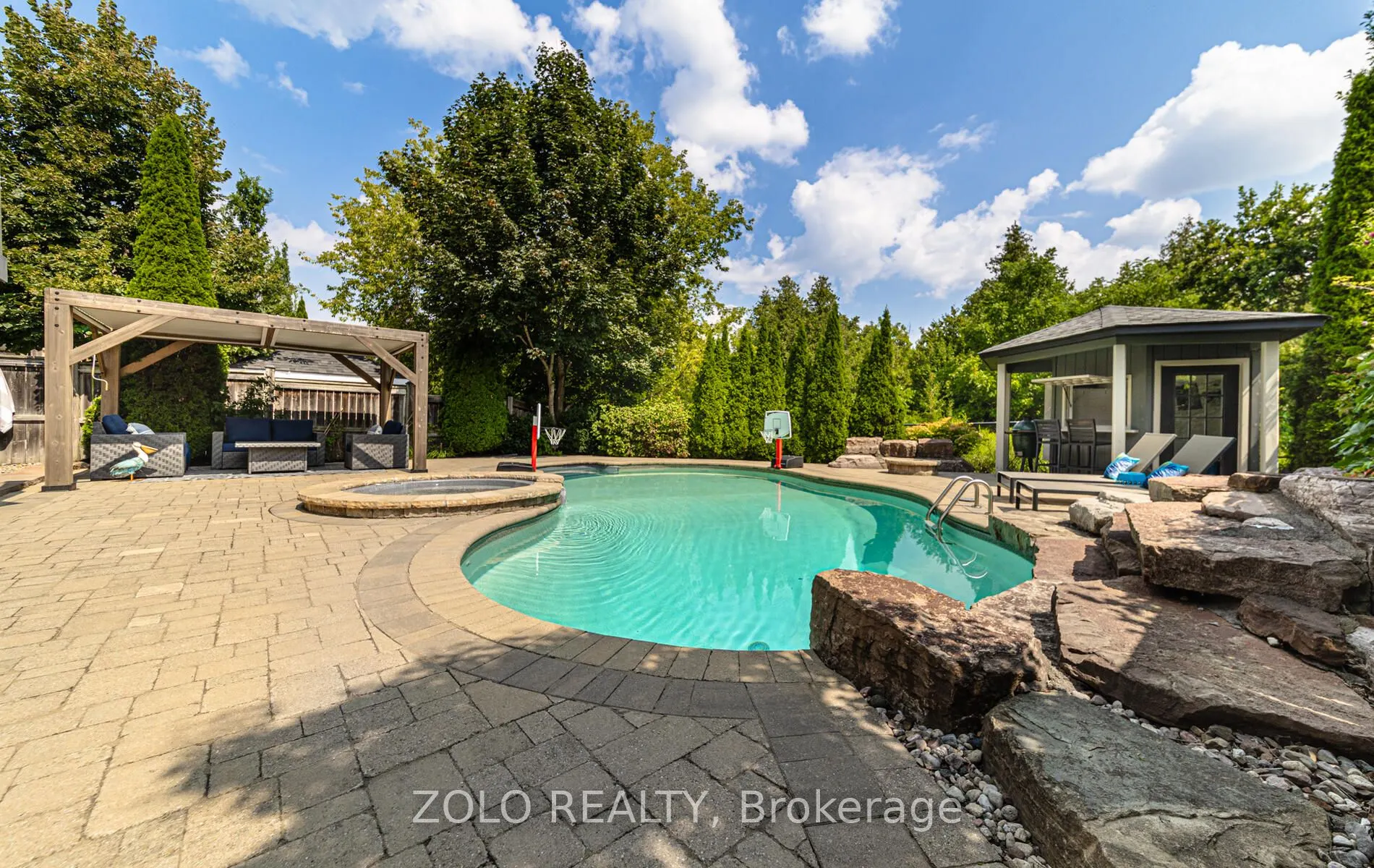 3 Covington Drive
