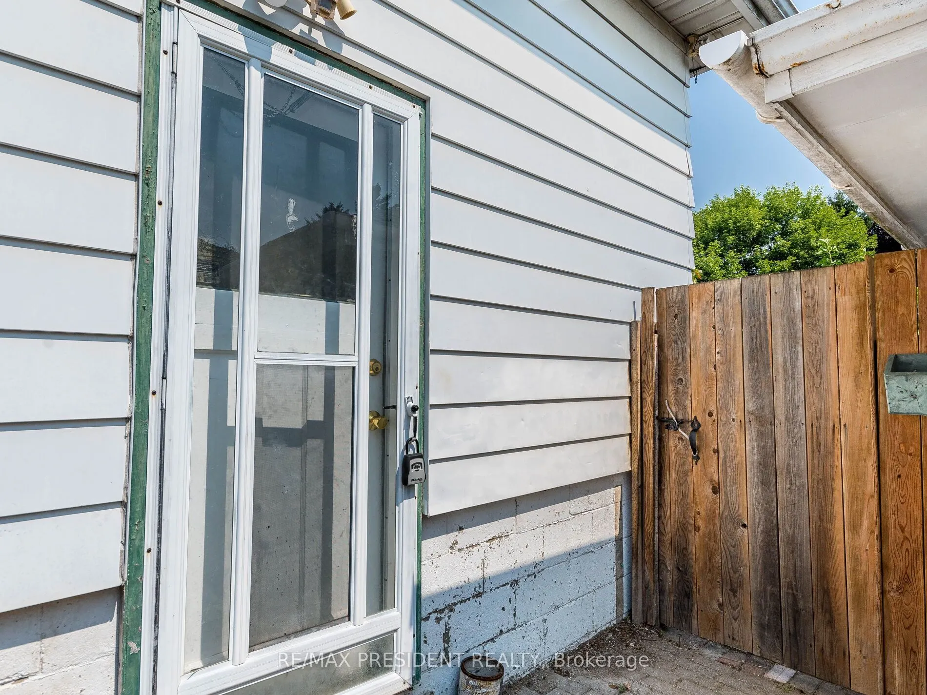 135 Kitchener Road