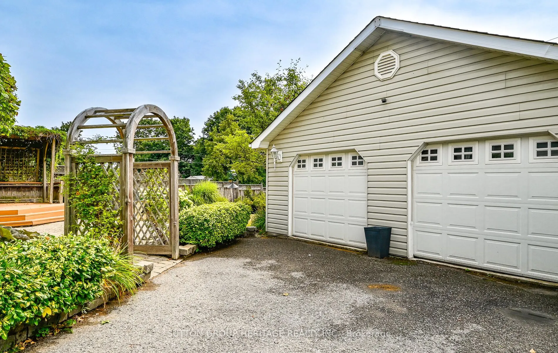153 Admiral Road