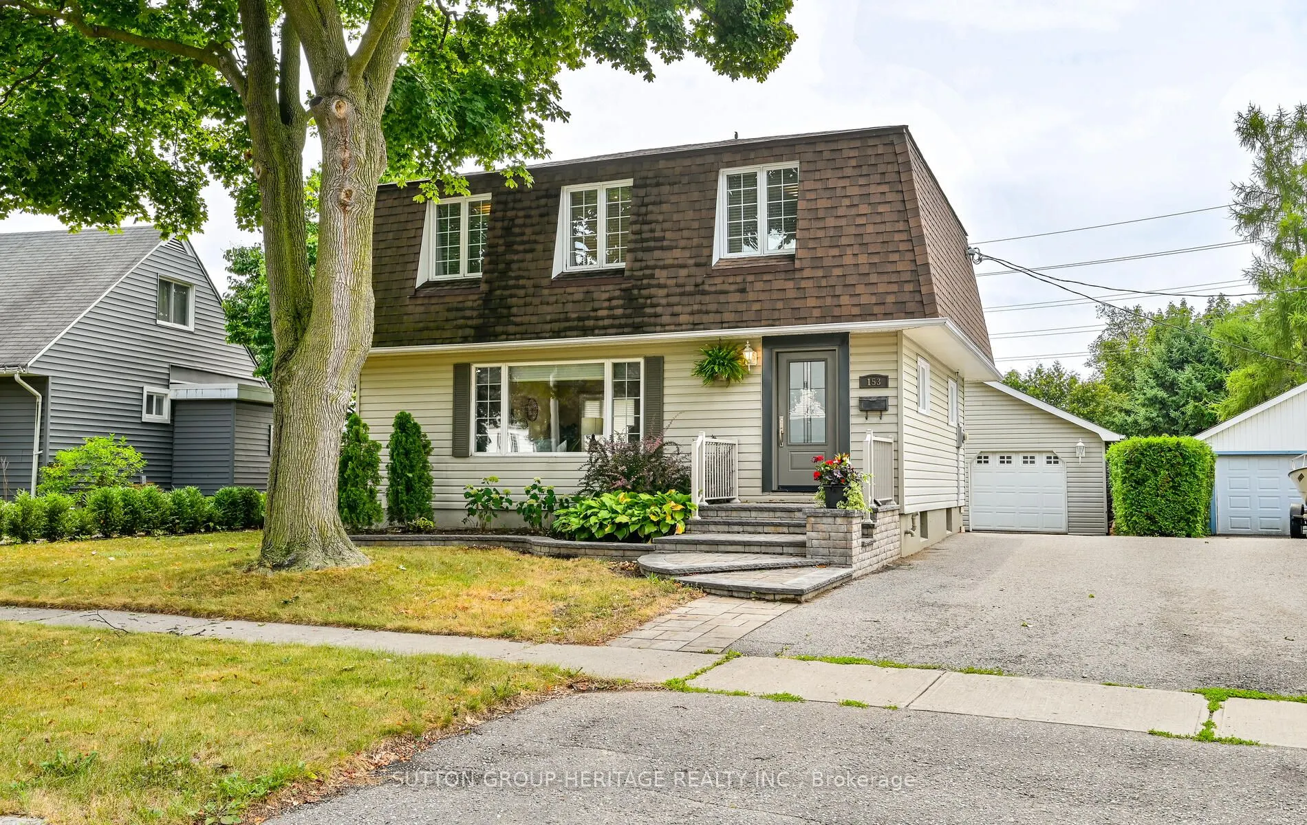 153 Admiral Road