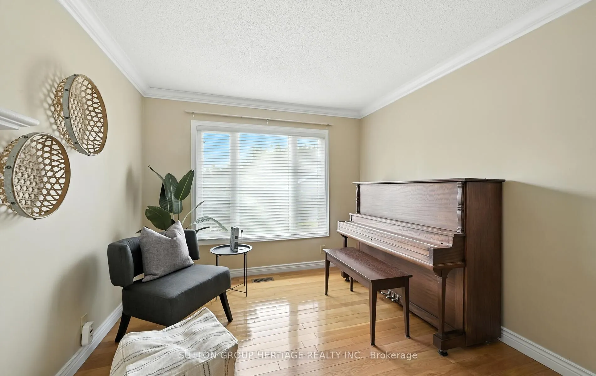 153 Admiral Road