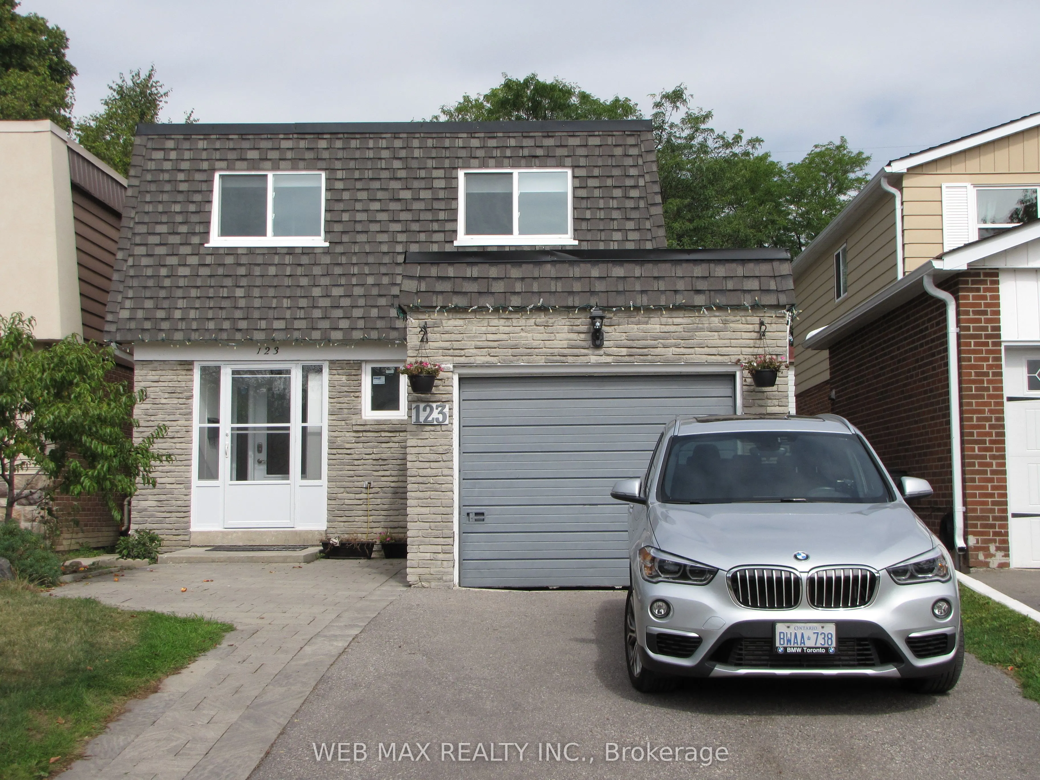 123 Hildenboro Square, #Basement