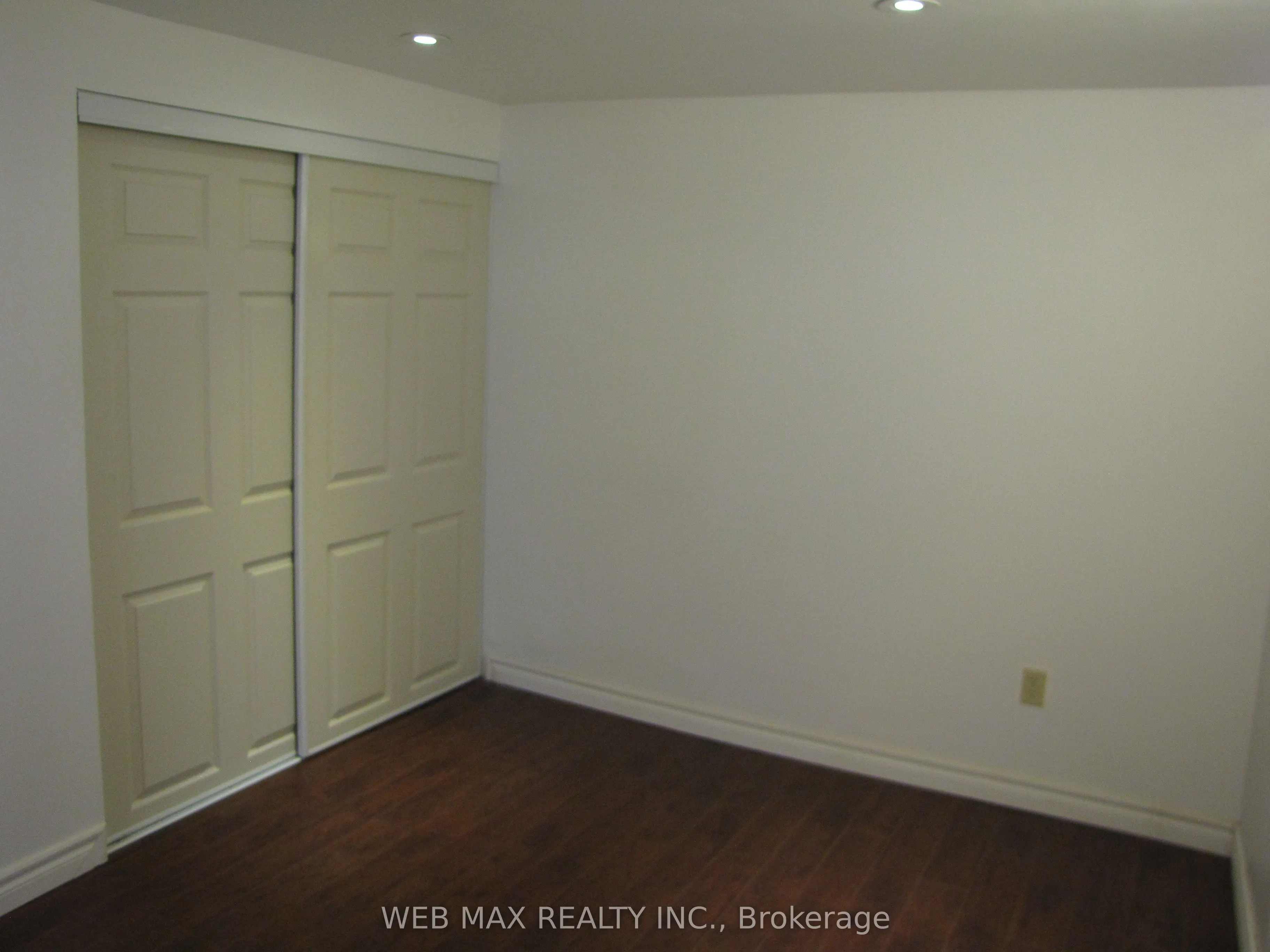 123 Hildenboro Square, #Basement