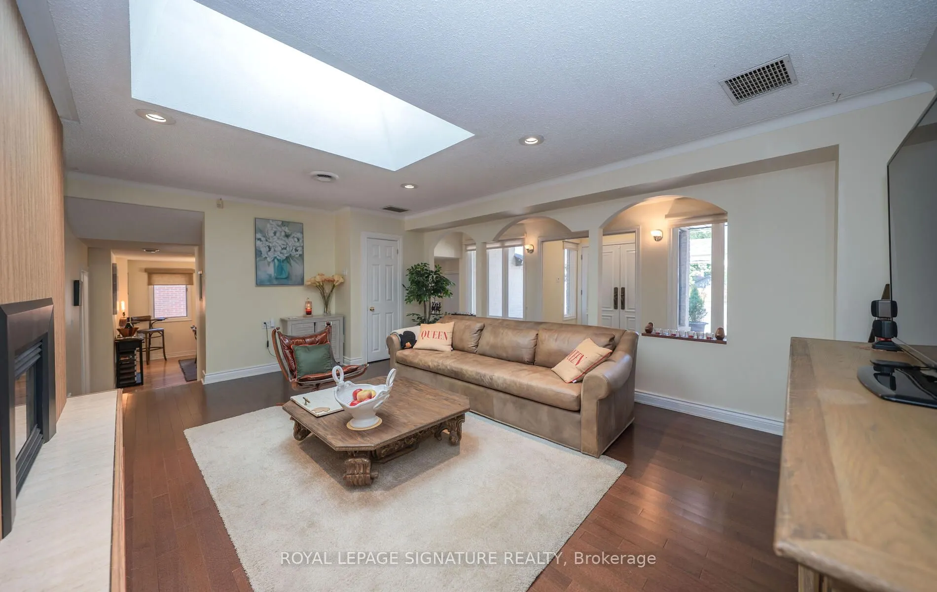 2098 Pharmacy Avenue