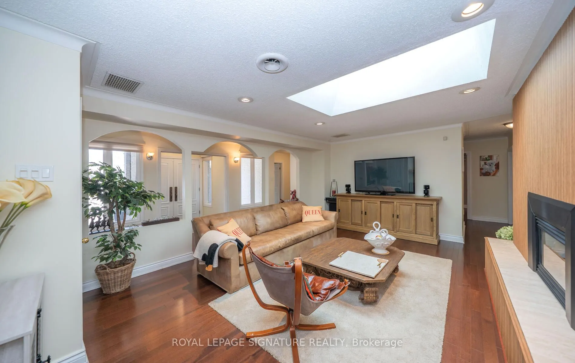 2098 Pharmacy Avenue