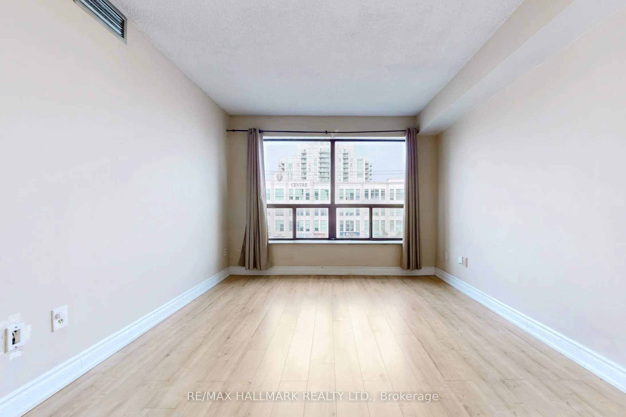 39 Kimbercroft Court, #411