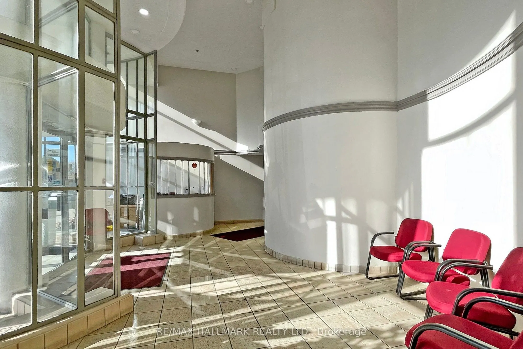 39 Kimbercroft Court, #411