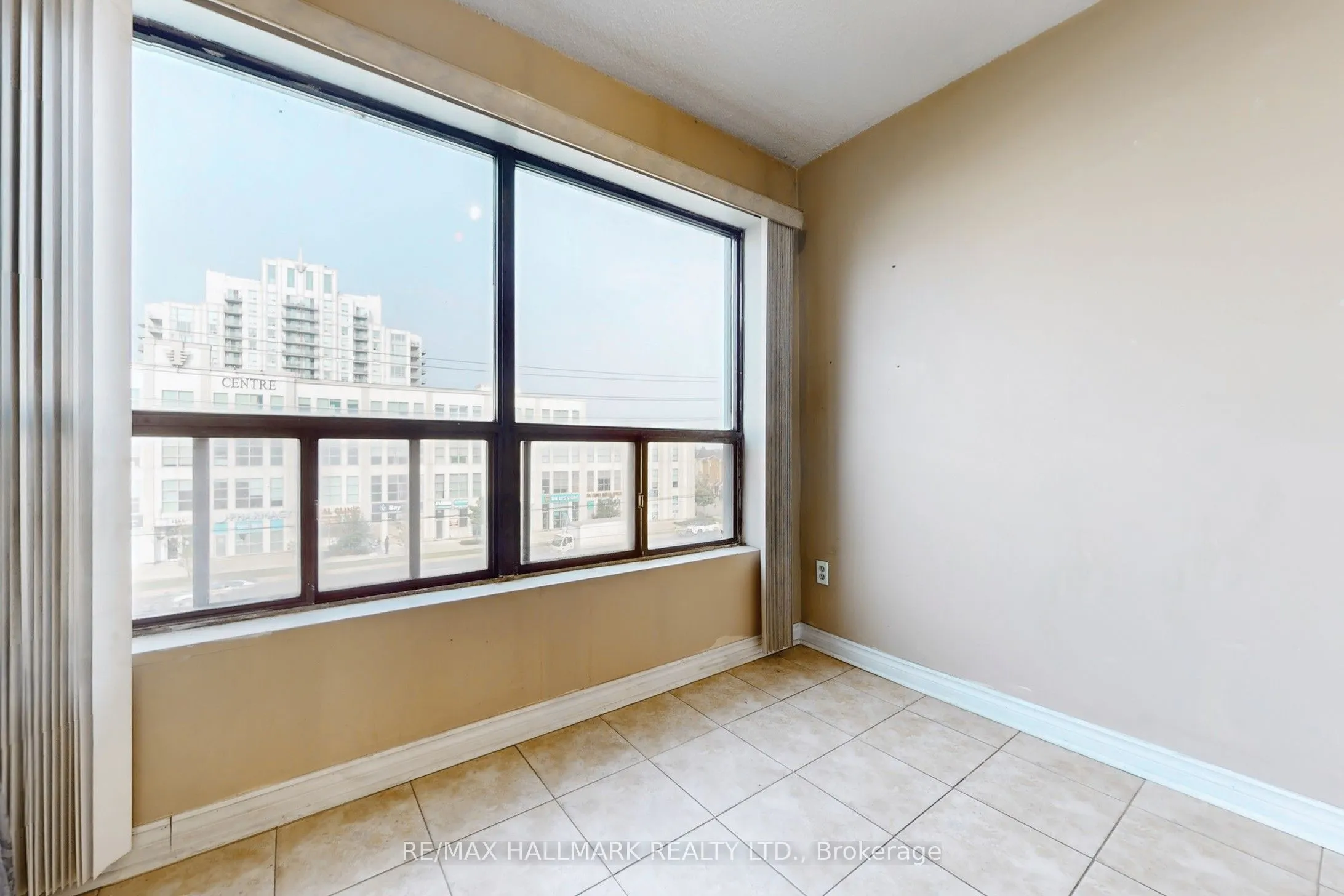 39 Kimbercroft Court, #411