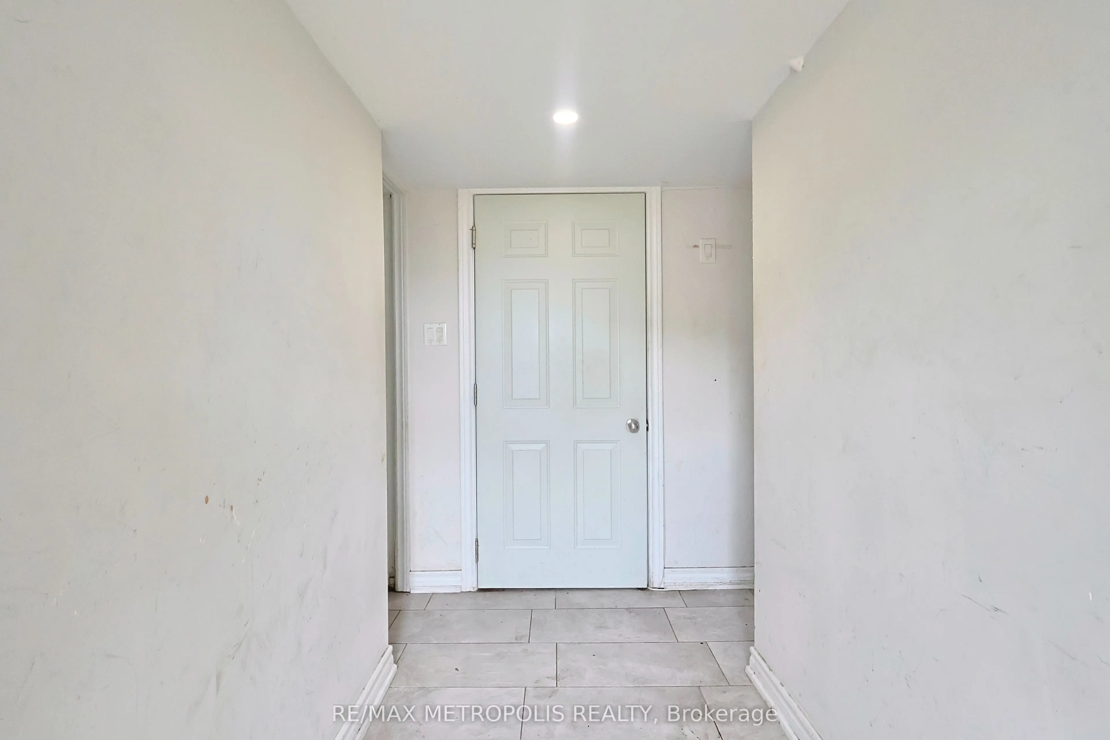 538 Bellamy Road N, #BSMT