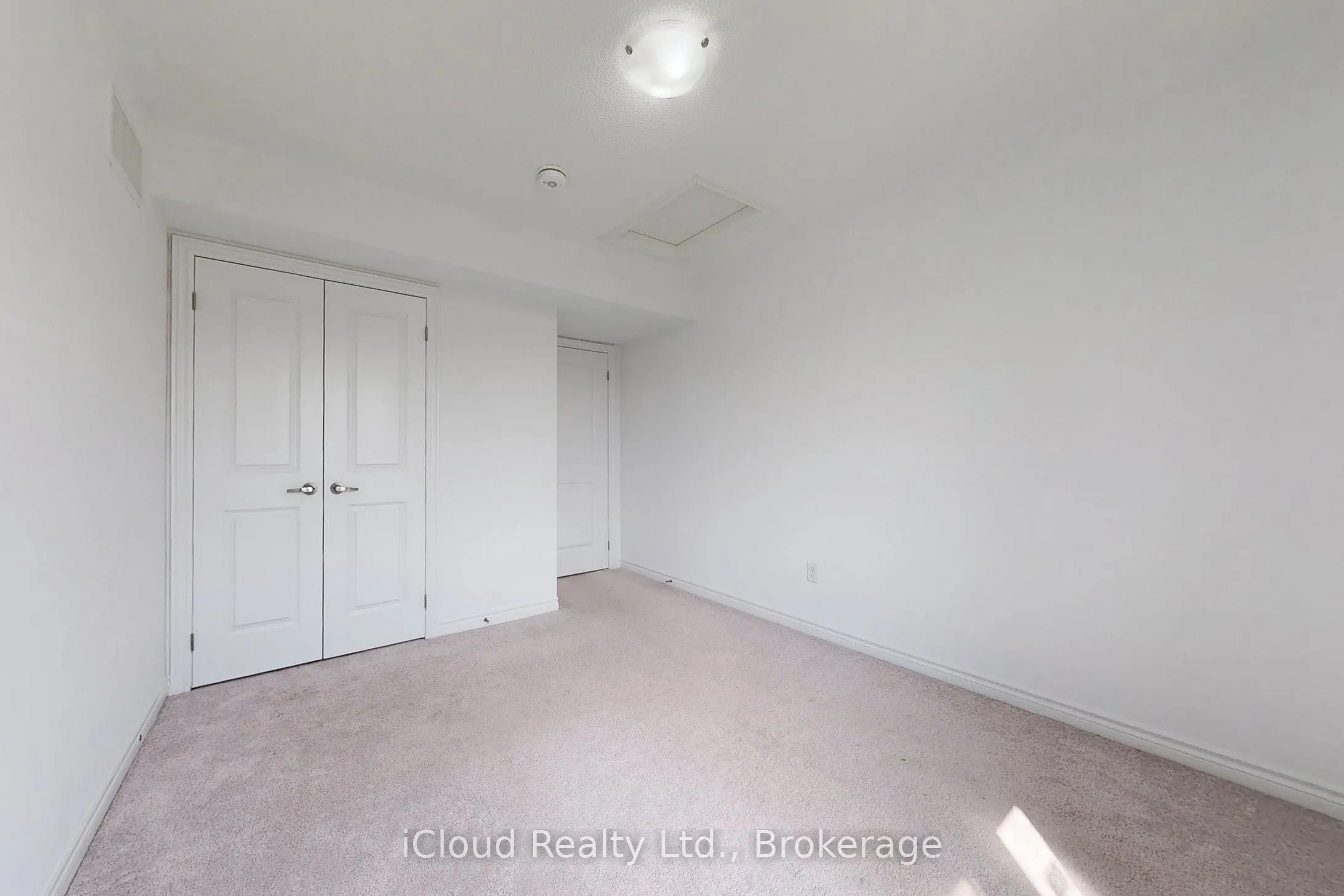 2730 William Jackson Drive, #8