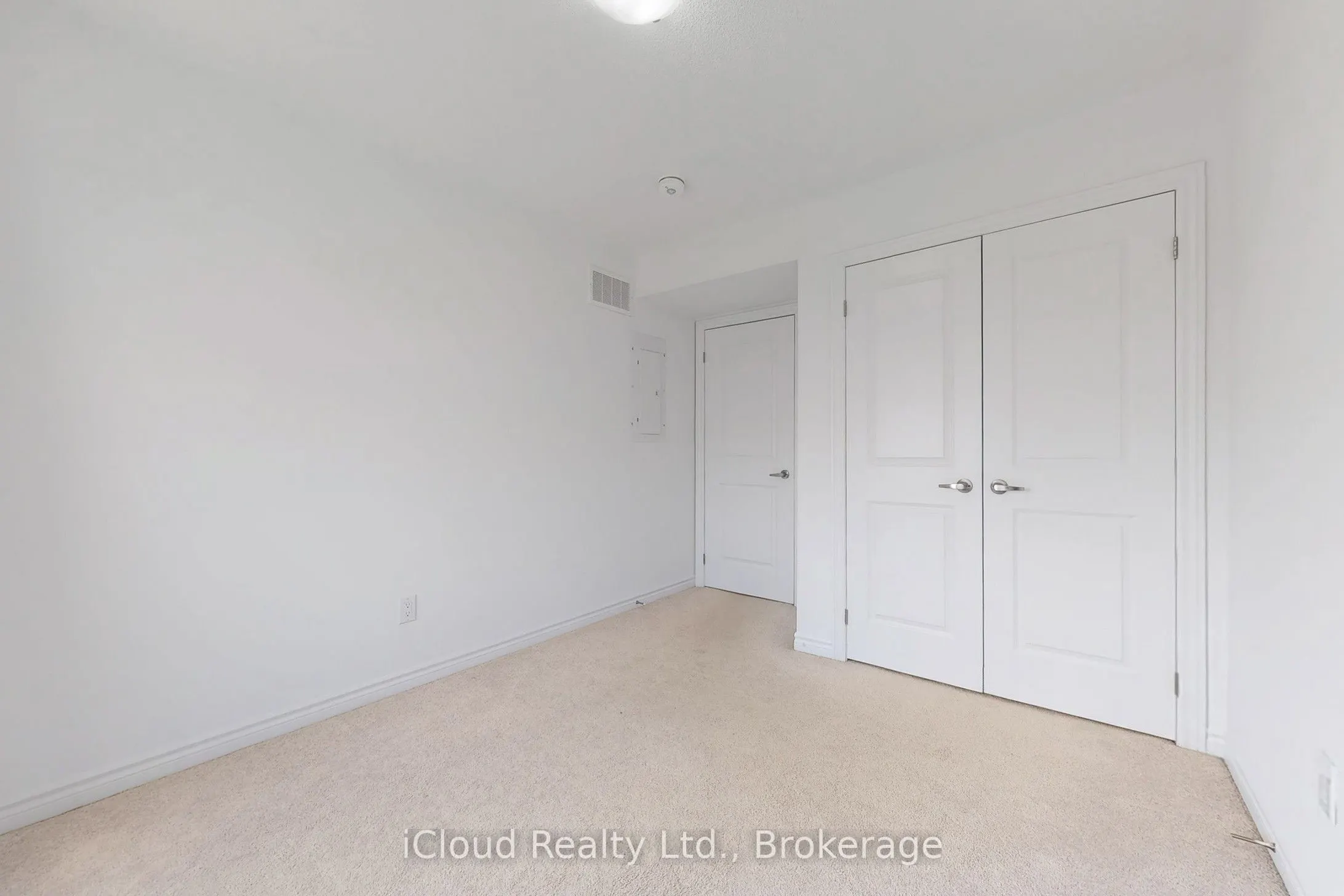 2730 William Jackson Drive, #8