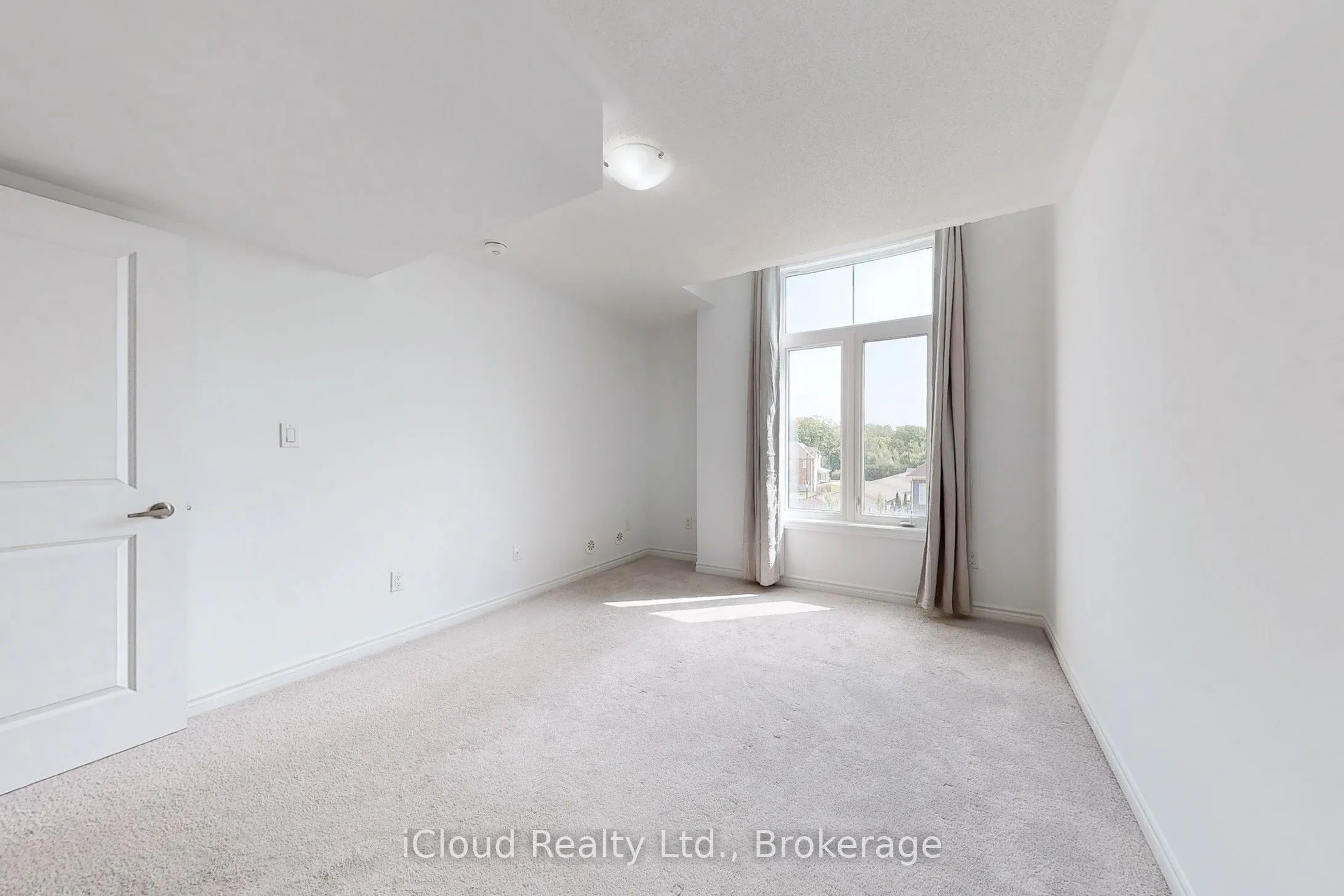 2730 William Jackson Drive, #8