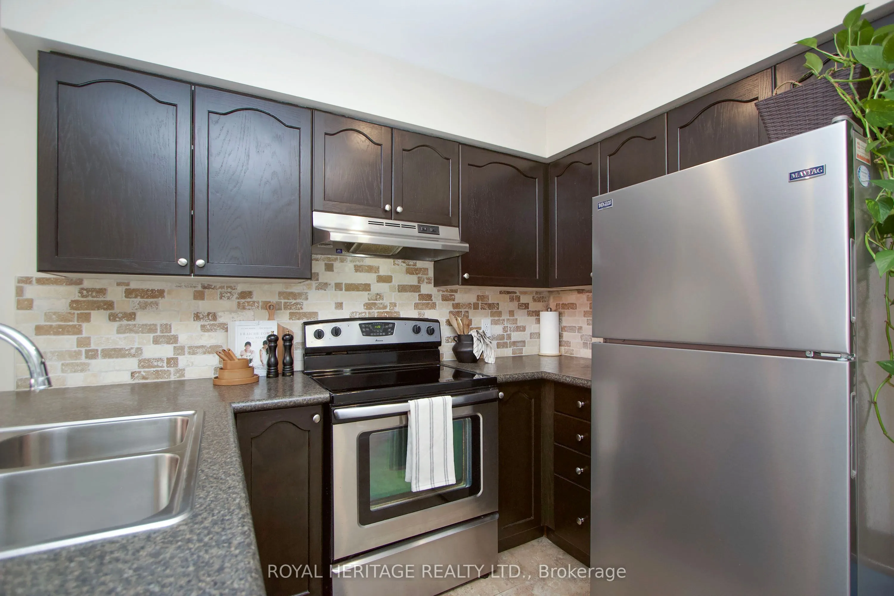 55 Hearthstone Crescent