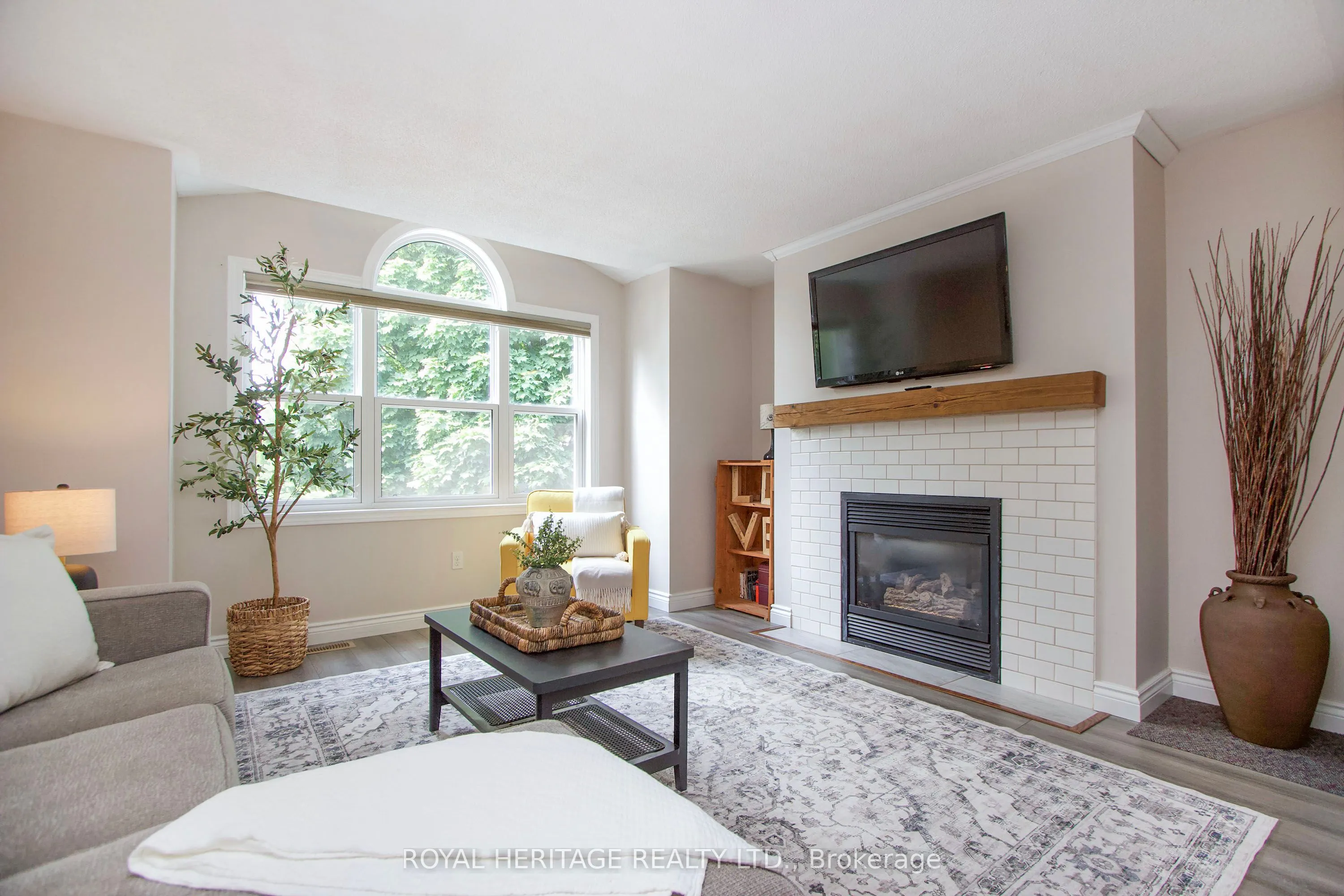 55 Hearthstone Crescent
