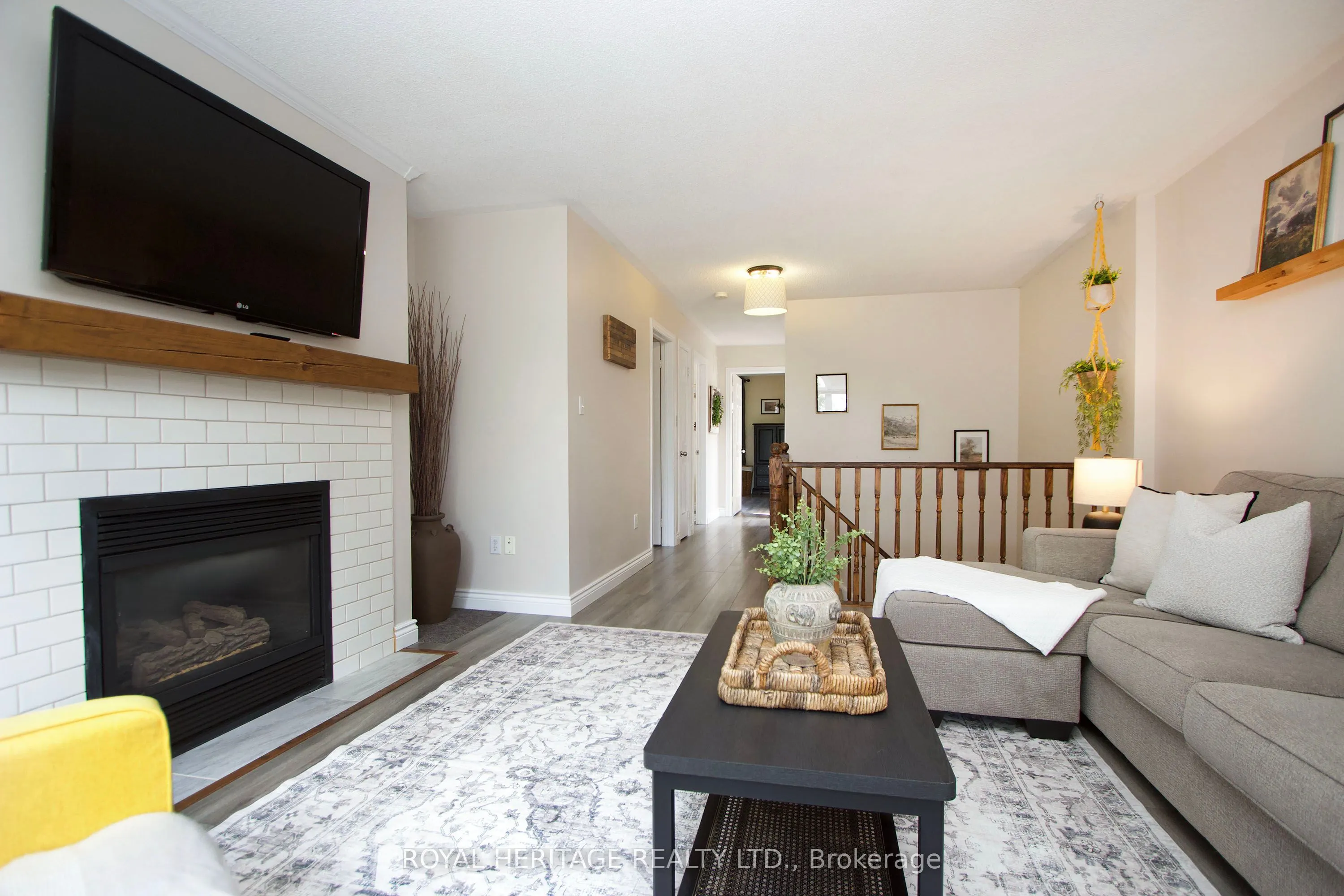 55 Hearthstone Crescent