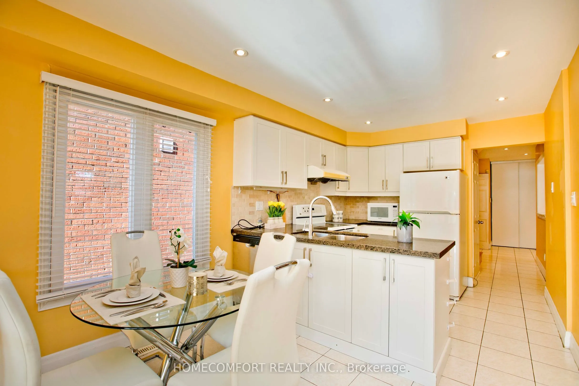 100 Nettlecreek Crescent