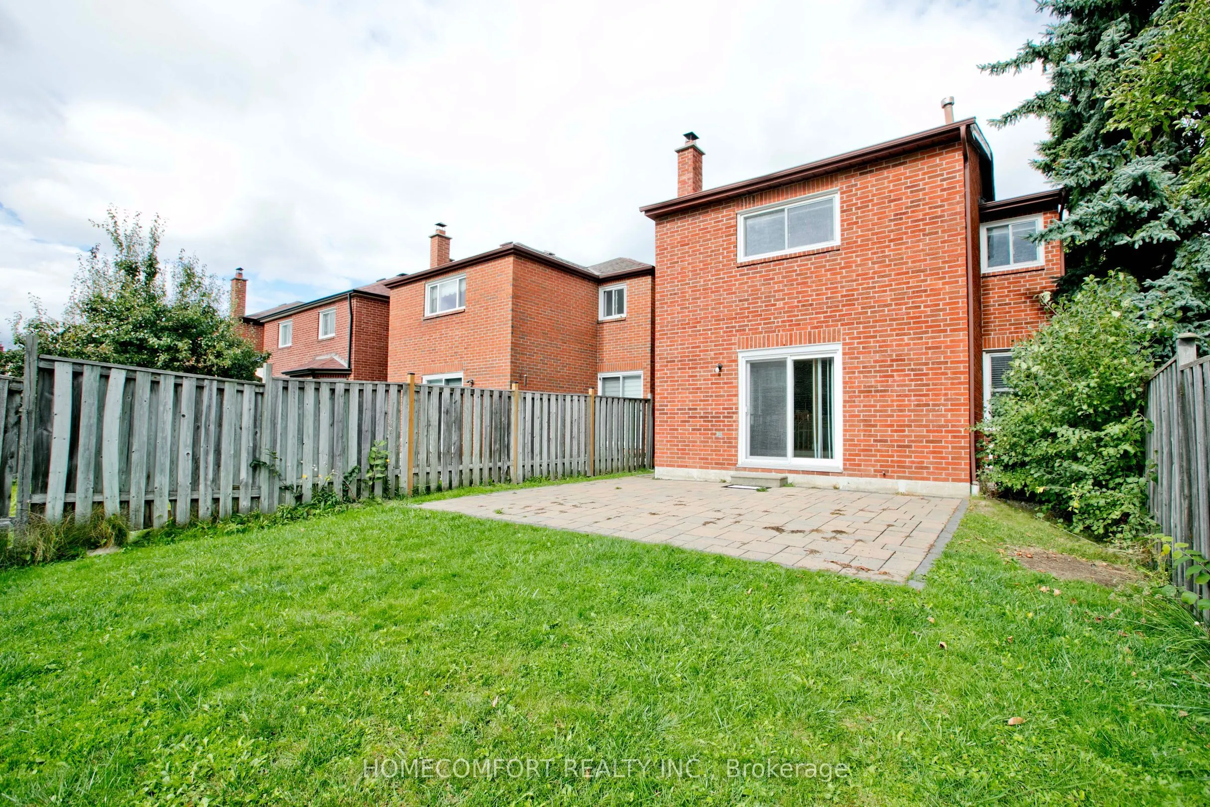 100 Nettlecreek Crescent