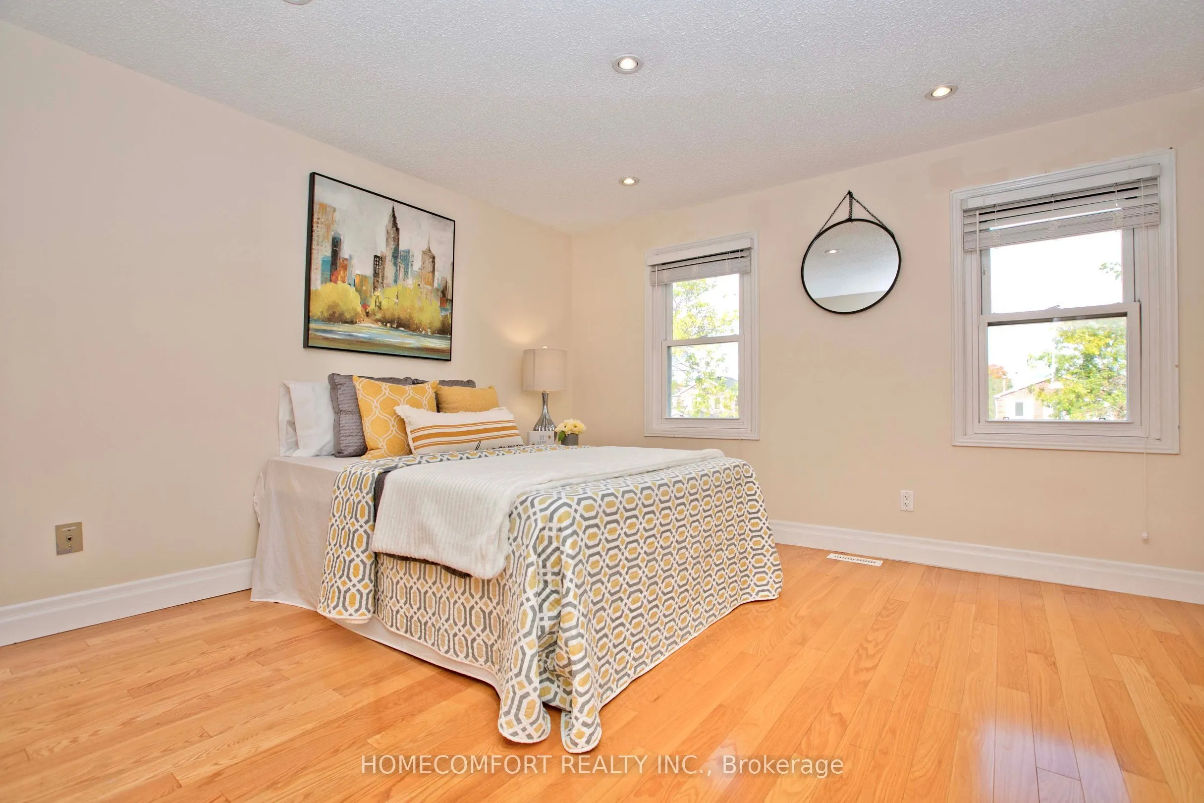 100 Nettlecreek Crescent