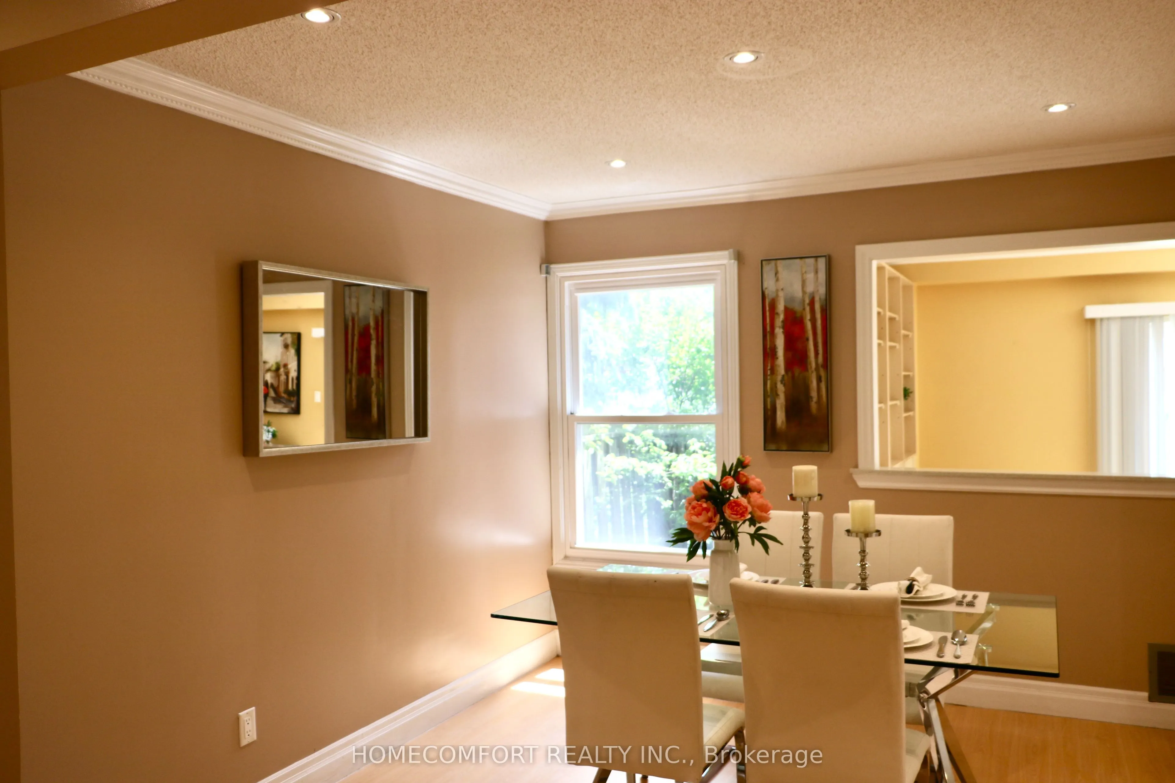 100 Nettlecreek Crescent