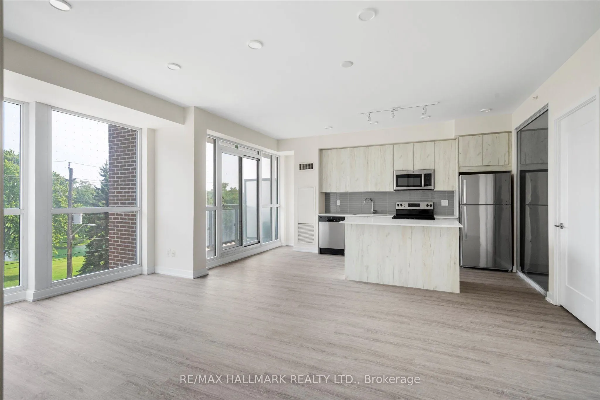 1350 Kingston Road, #310
