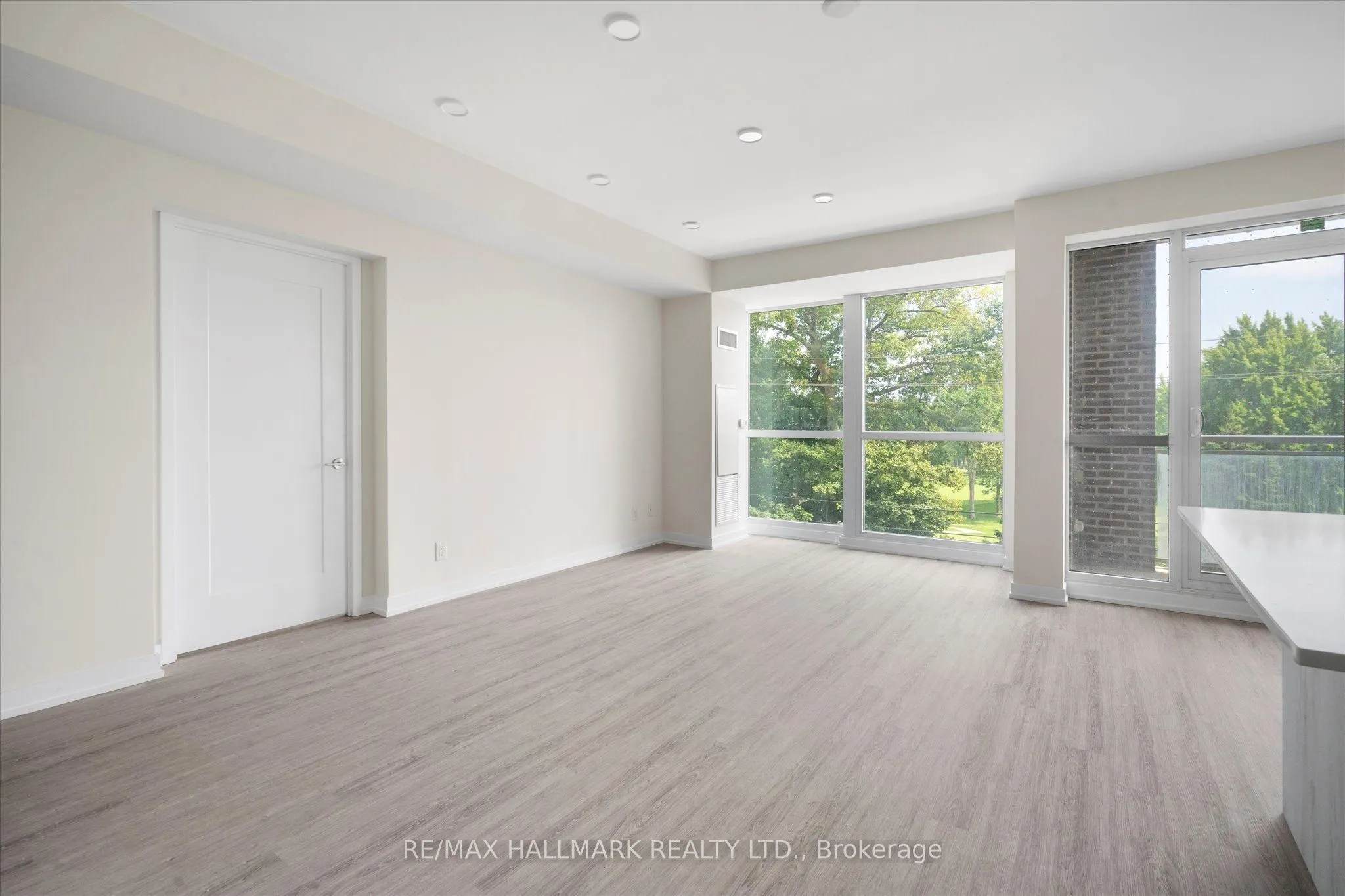 1350 Kingston Road, #310