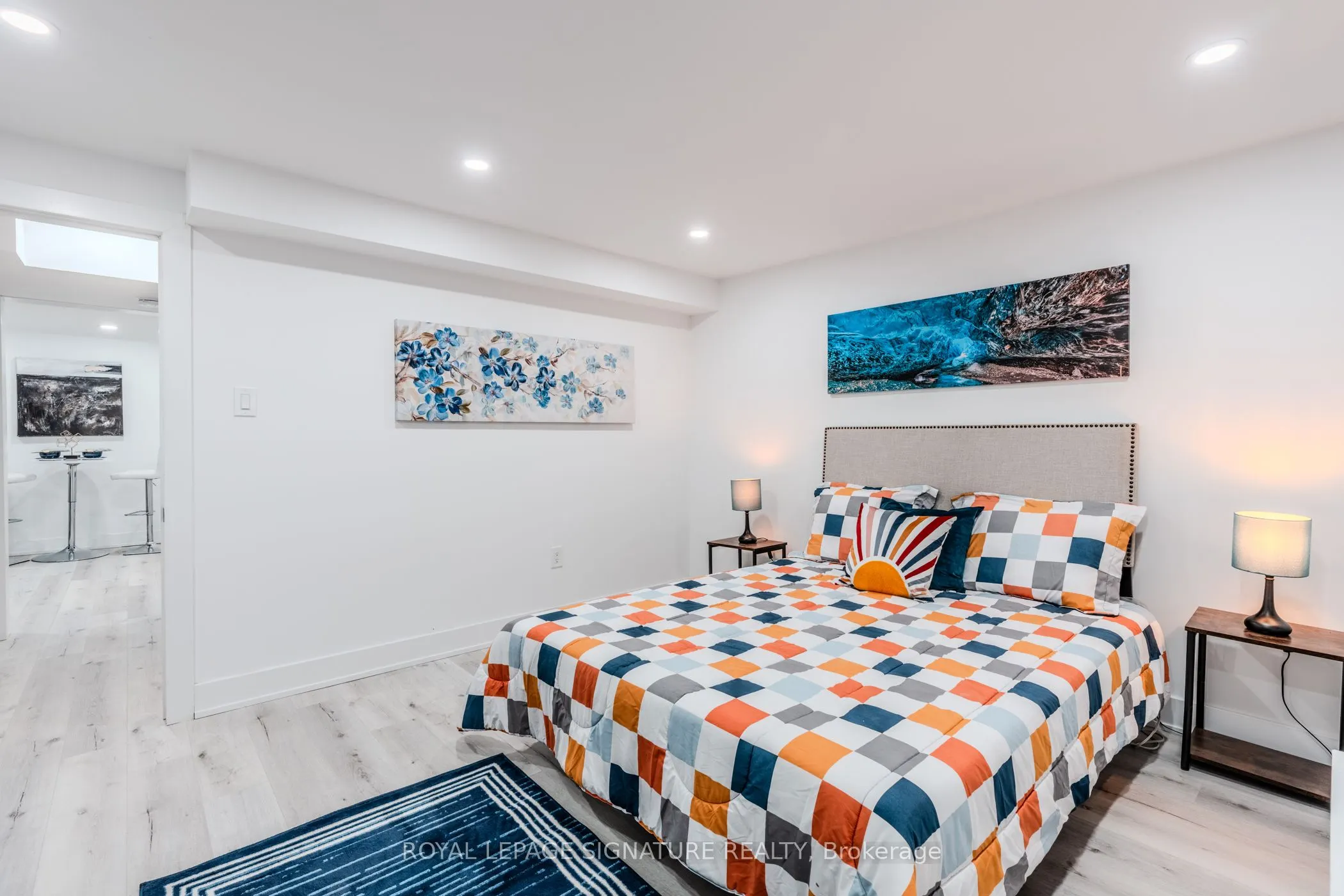 10 Grassmere Court