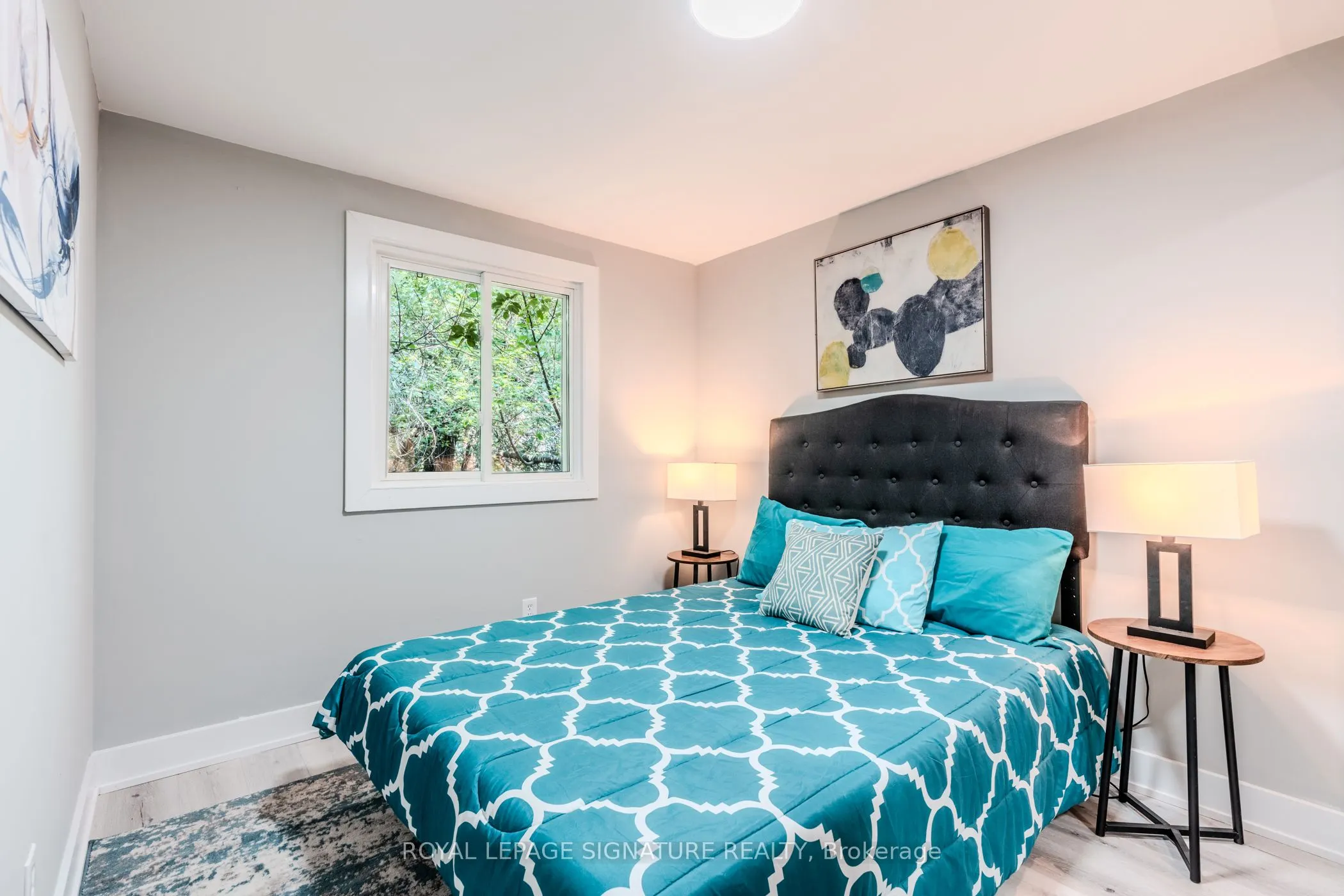 10 Grassmere Court