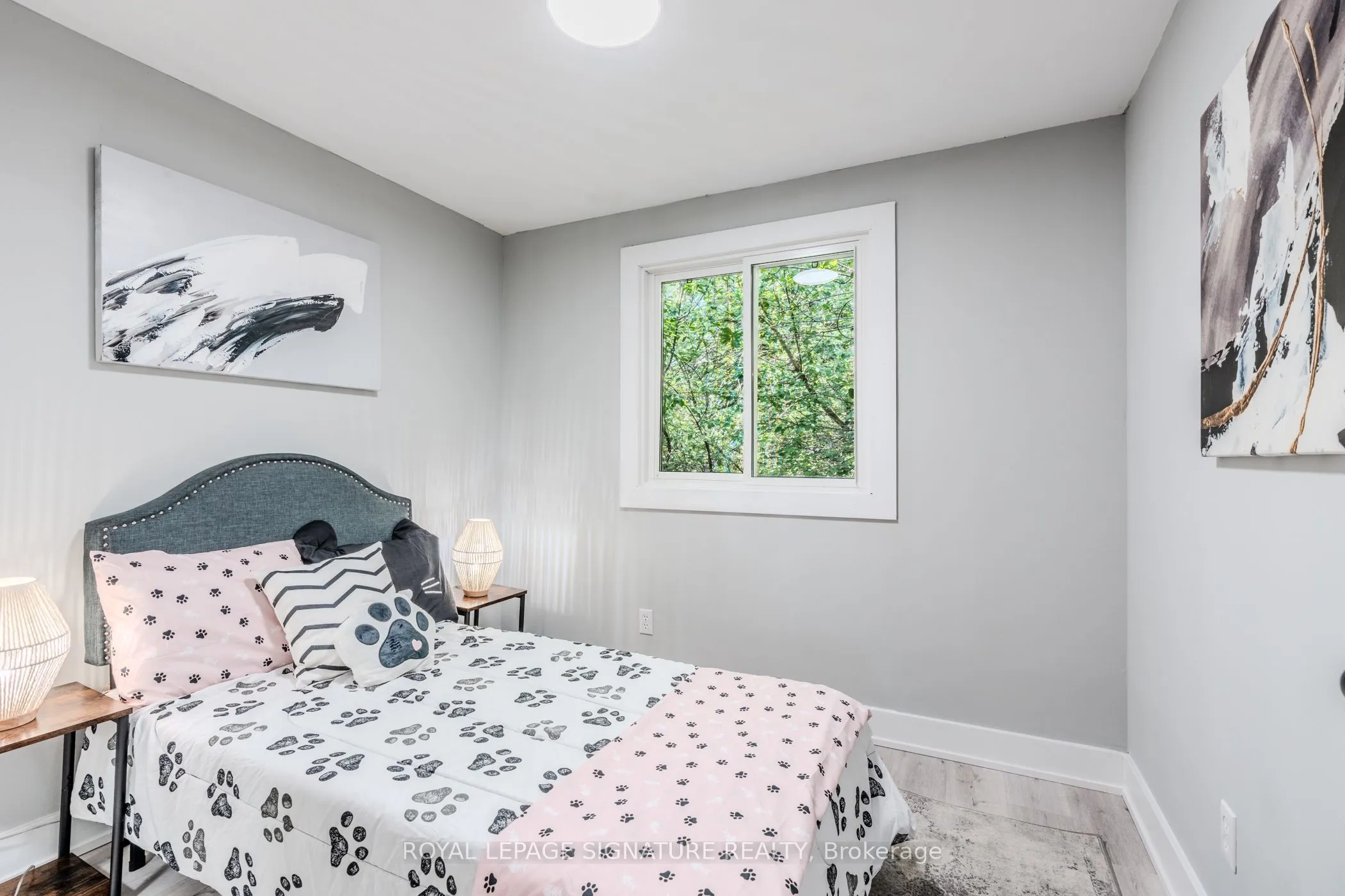 10 Grassmere Court