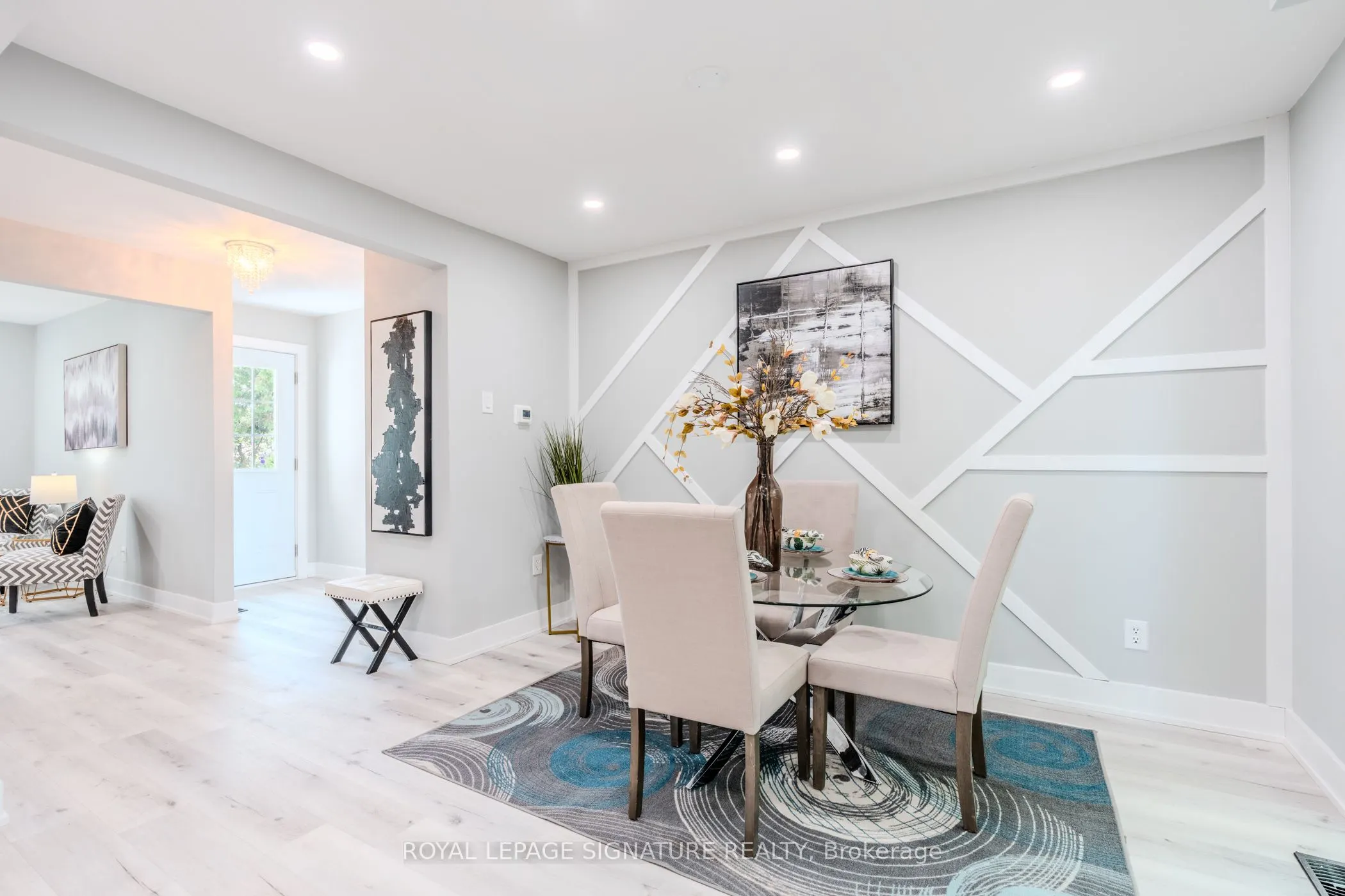 10 Grassmere Court