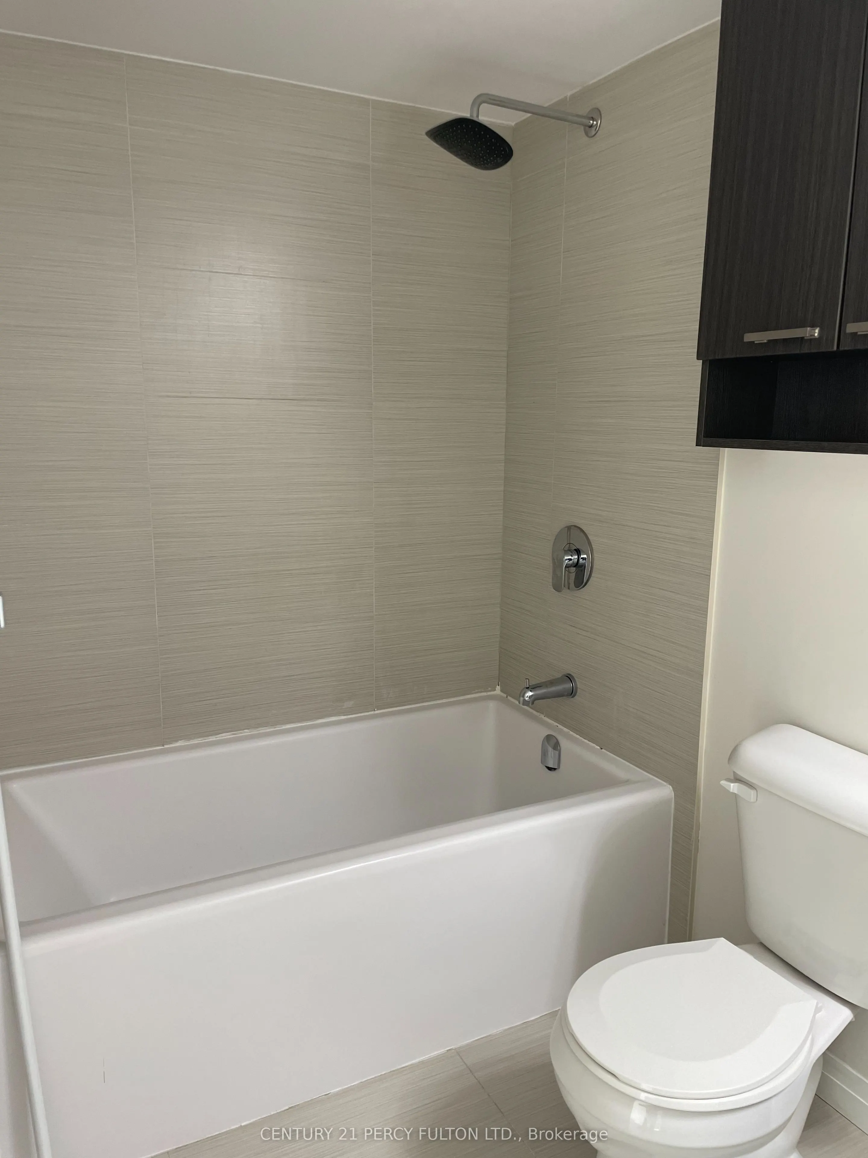 2150 Lawrence Avenue E, #606