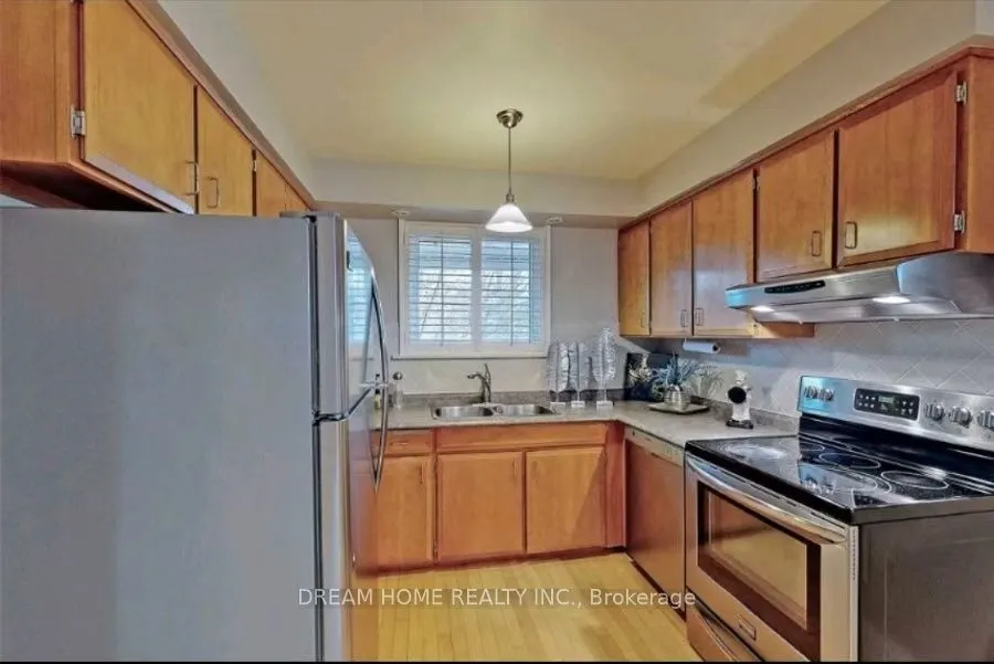 61 Chartland Boulevard S, #Main